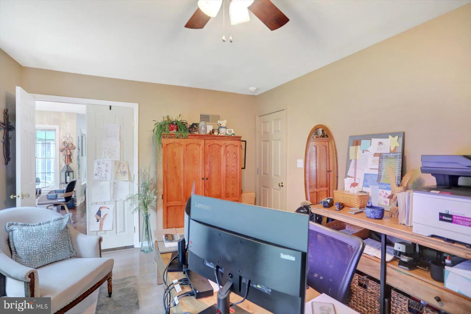 York, Pennsylvania 17406, United States, 3 Bedrooms Bedrooms, ,3 BathroomsBathrooms,Residential,Pending,135722