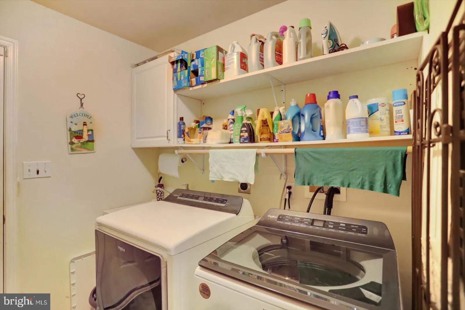 York, Pennsylvania 17406, United States, 3 Bedrooms Bedrooms, ,3 BathroomsBathrooms,Residential,Pending,135722