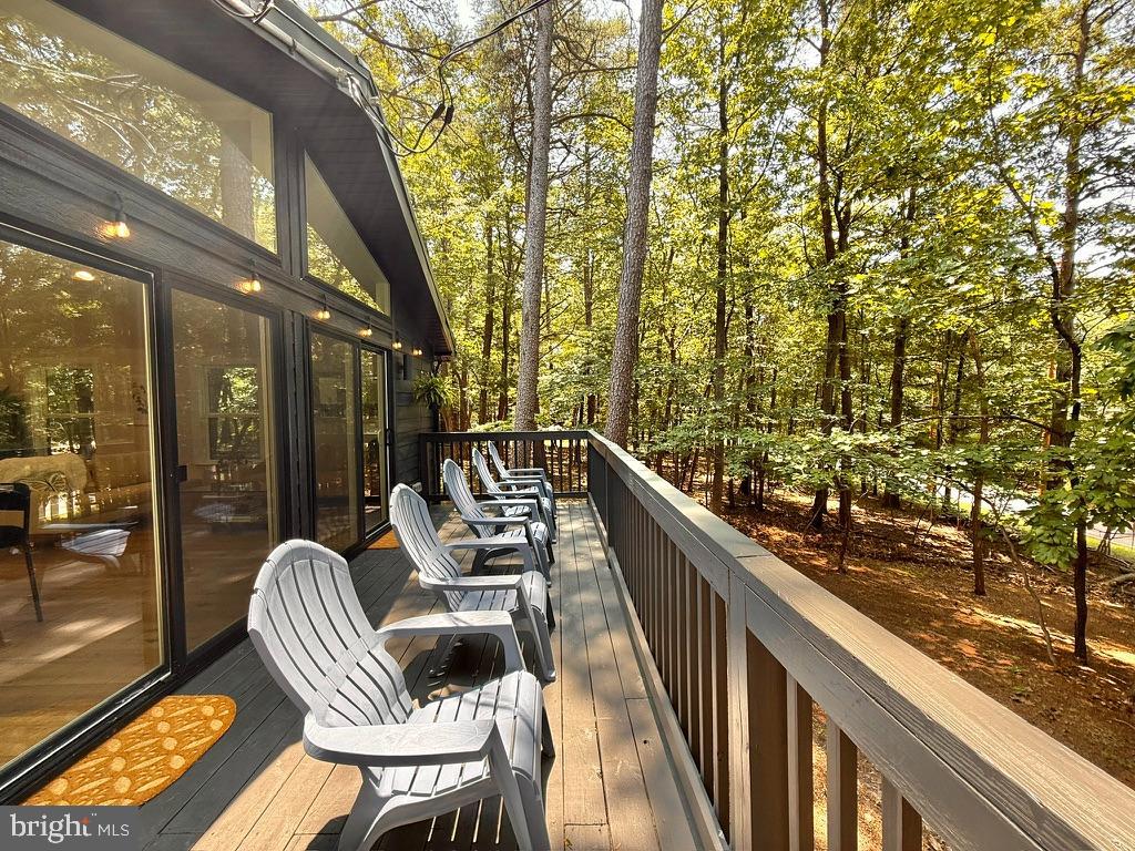 842 TUCKAHOE TRAIL