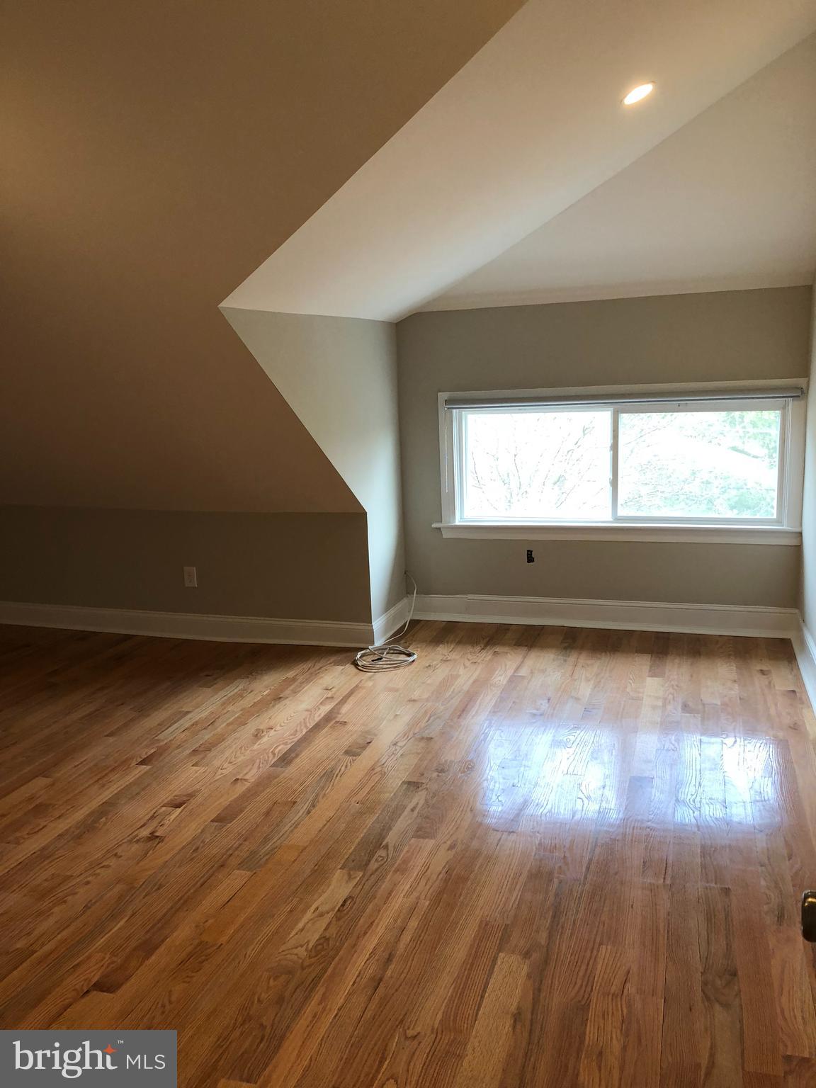 JENKINTOWN - Commercial Sale