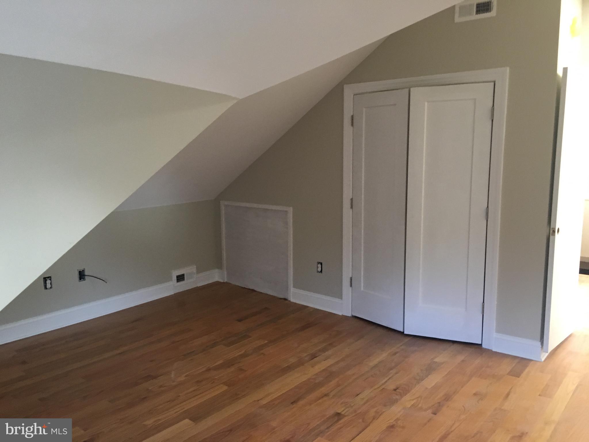 JENKINTOWN - Commercial Sale