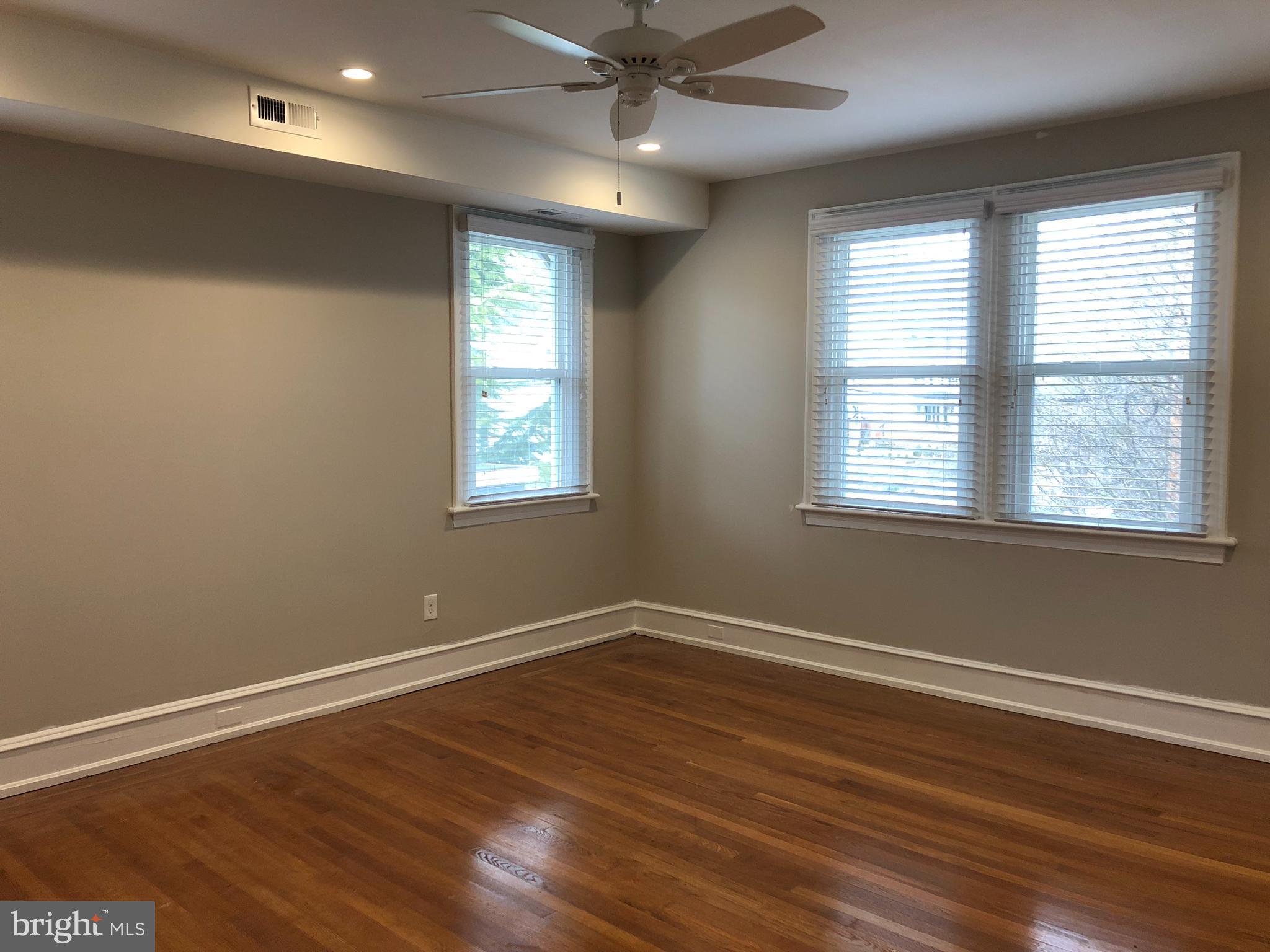 JENKINTOWN - Commercial Sale