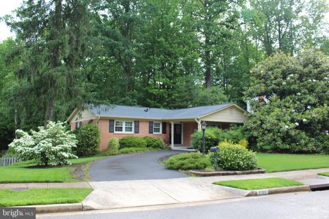 8706 FOX RIDGE ROAD SPRINGFIELD VA 22152