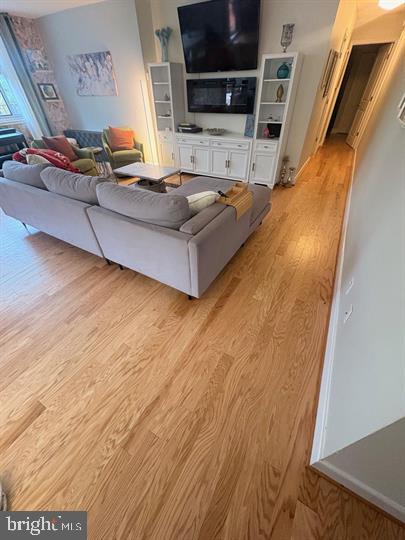 MICA AT SILVER SPRING METRO - Residential