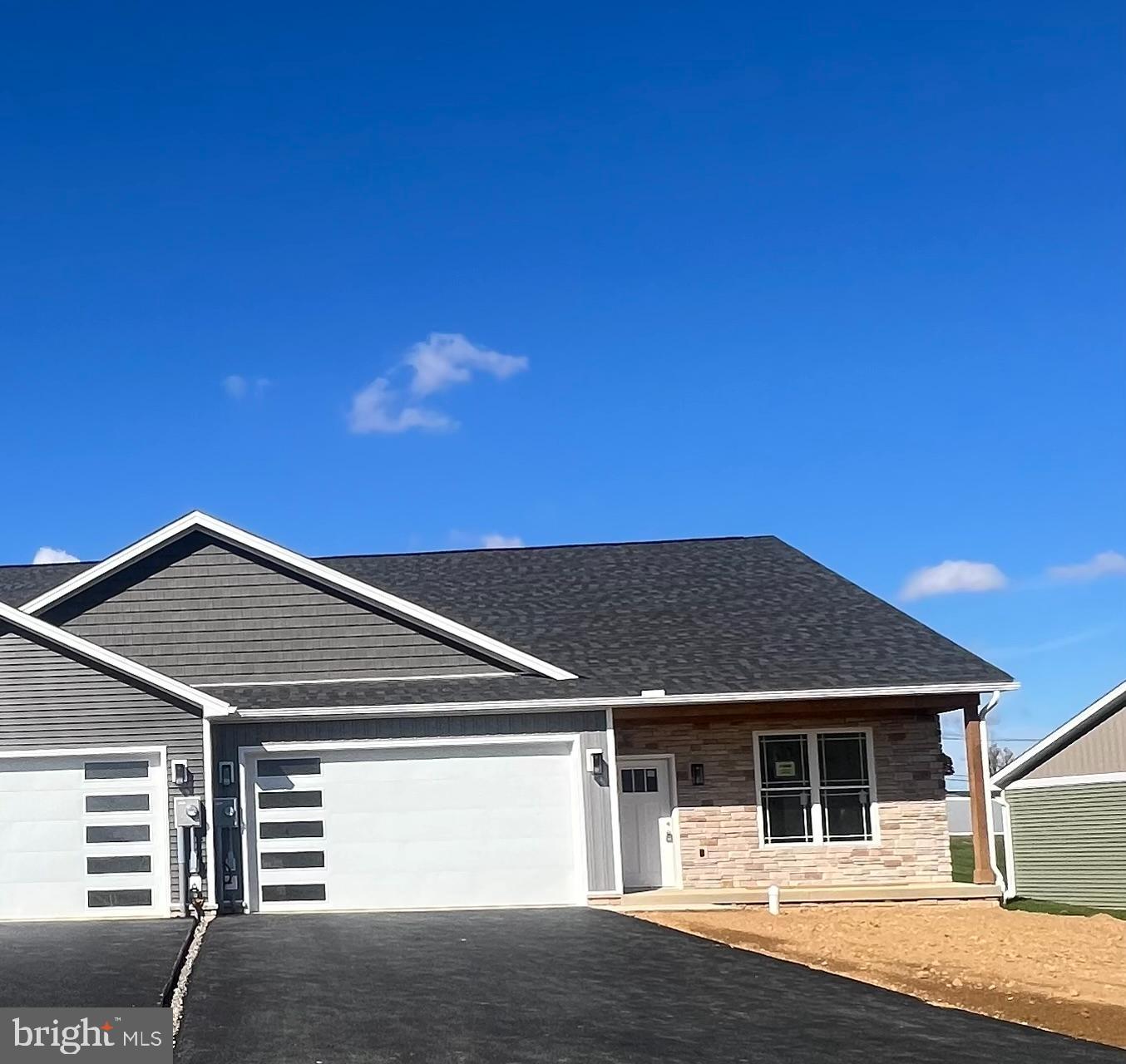 SPRING VALLEY - Residential