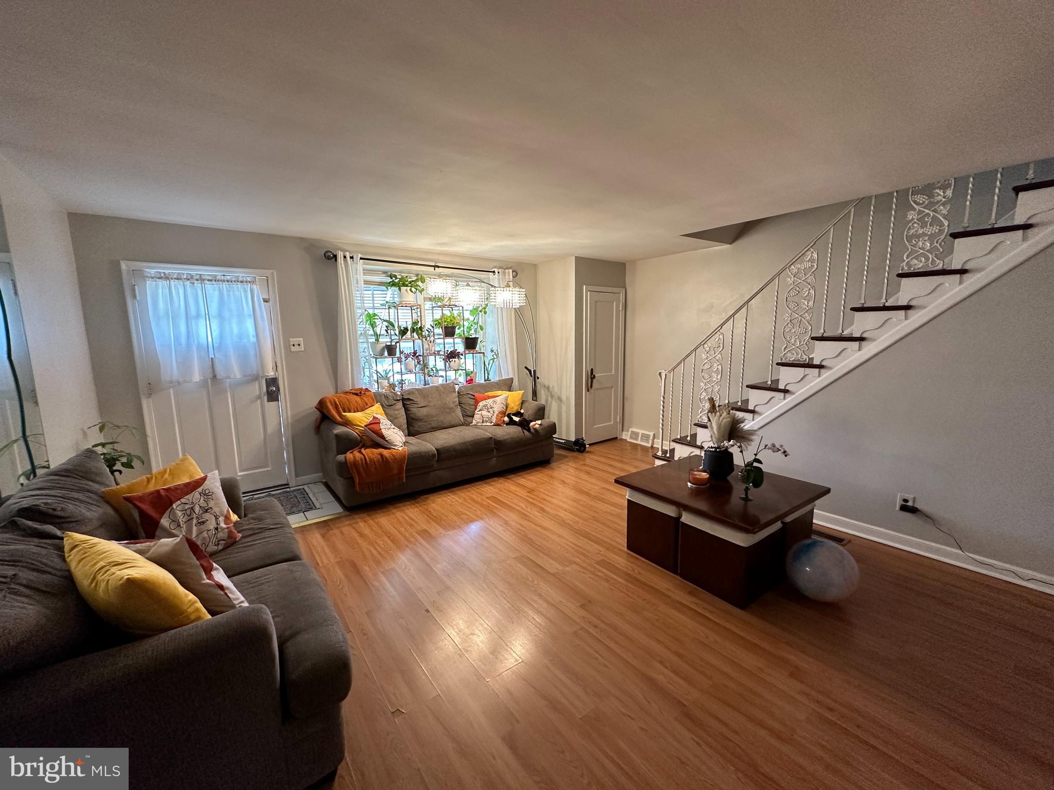 CASTOR GARDENS - Residential