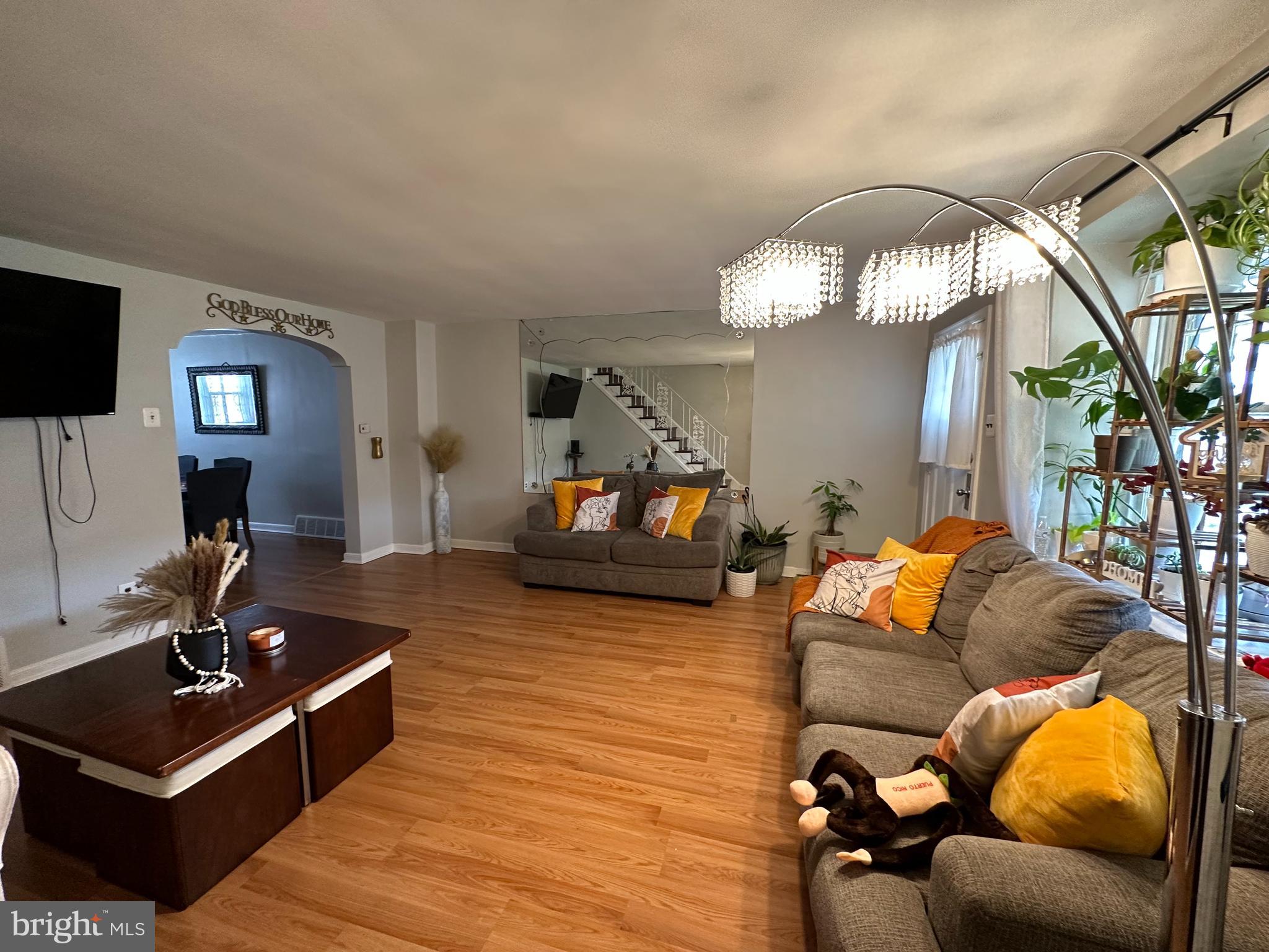 CASTOR GARDENS - Residential