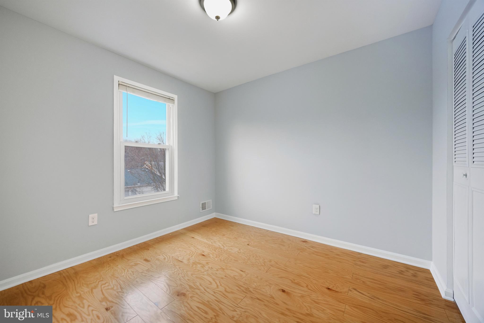 SHADY GROVE VILLAGE - Residential