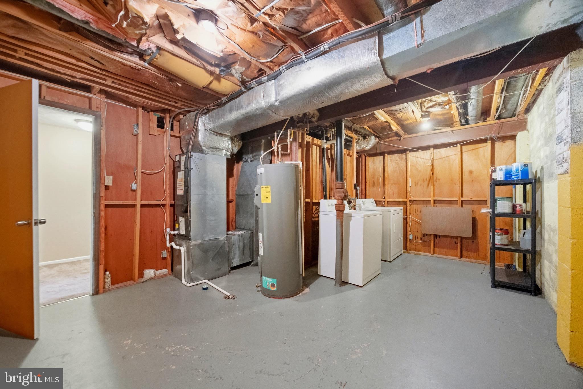 SHADY GROVE VILLAGE - Residential