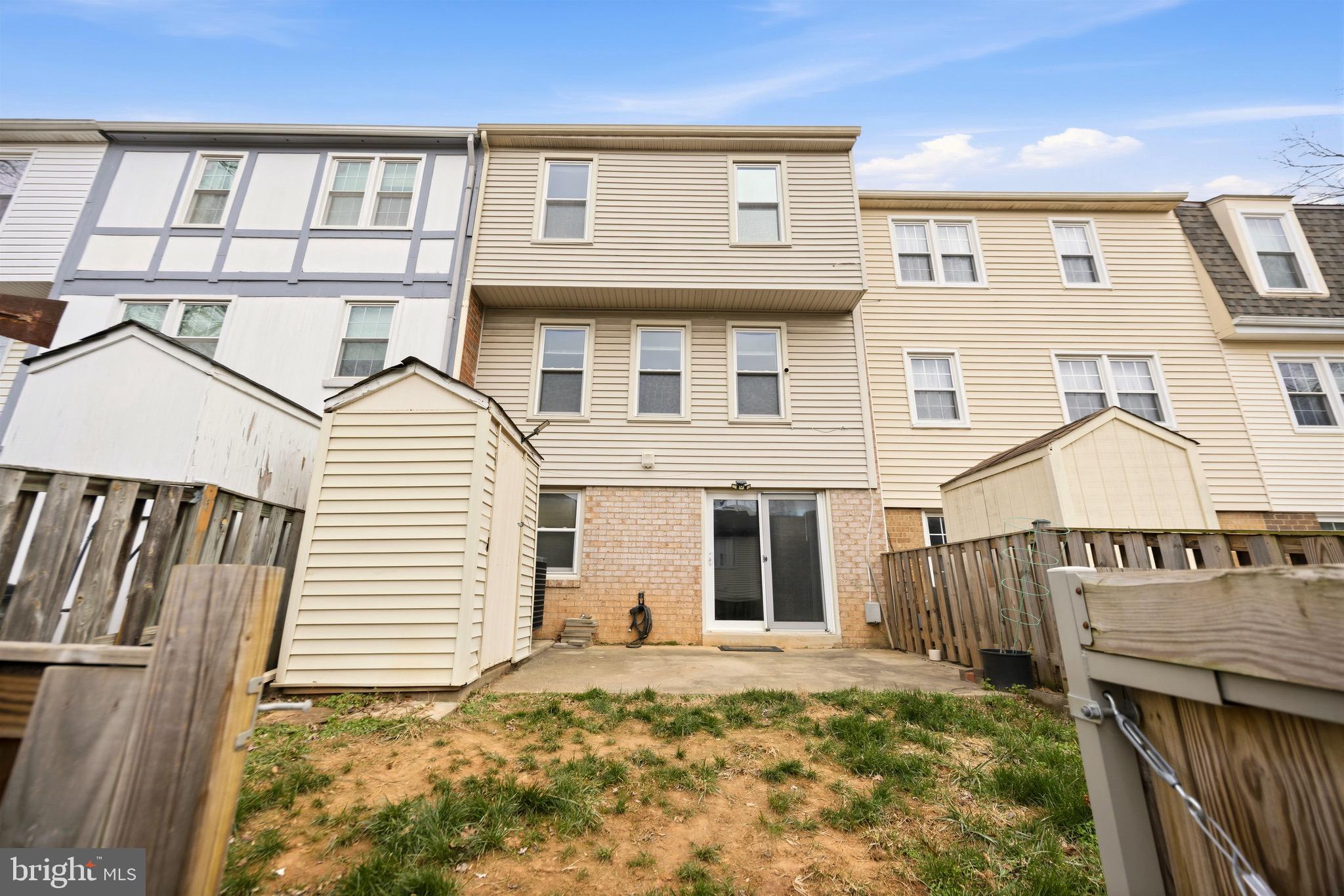 SHADY GROVE VILLAGE - Residential