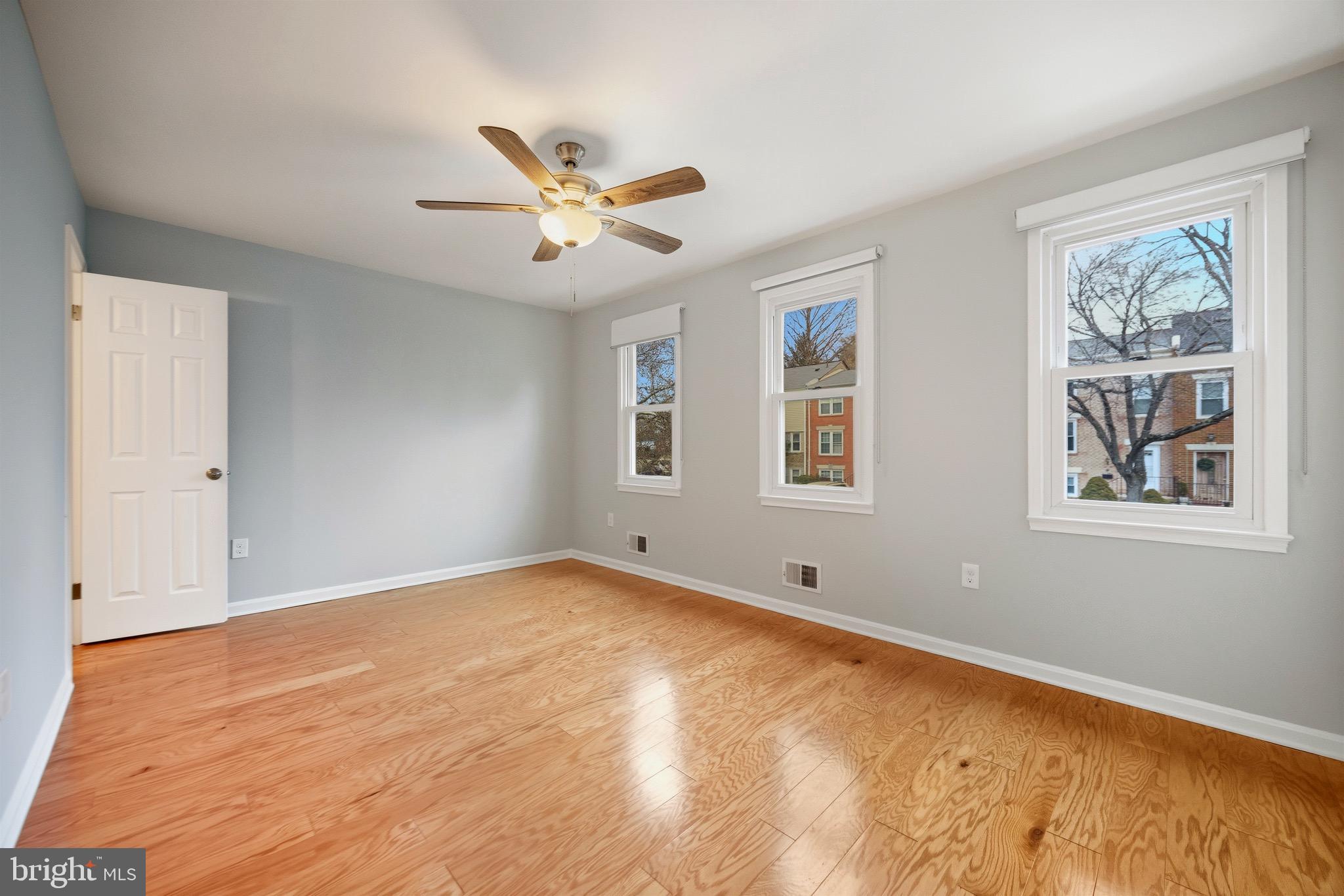 SHADY GROVE VILLAGE - Residential