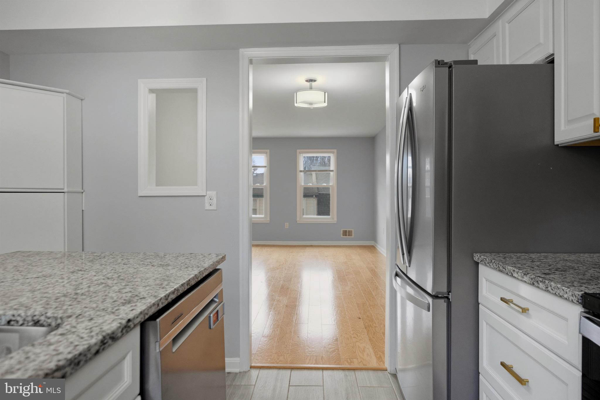 SHADY GROVE VILLAGE - Residential