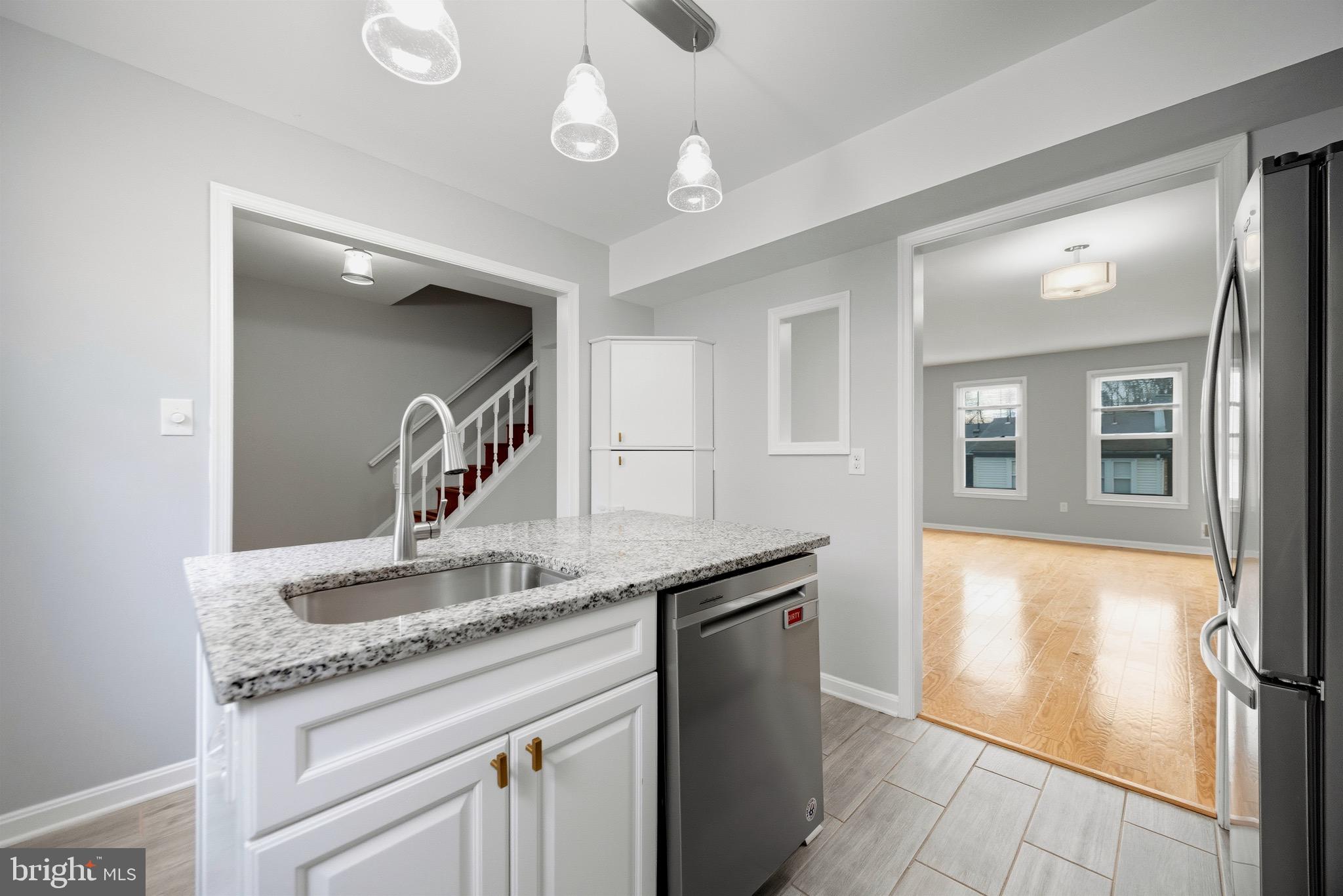 SHADY GROVE VILLAGE - Residential