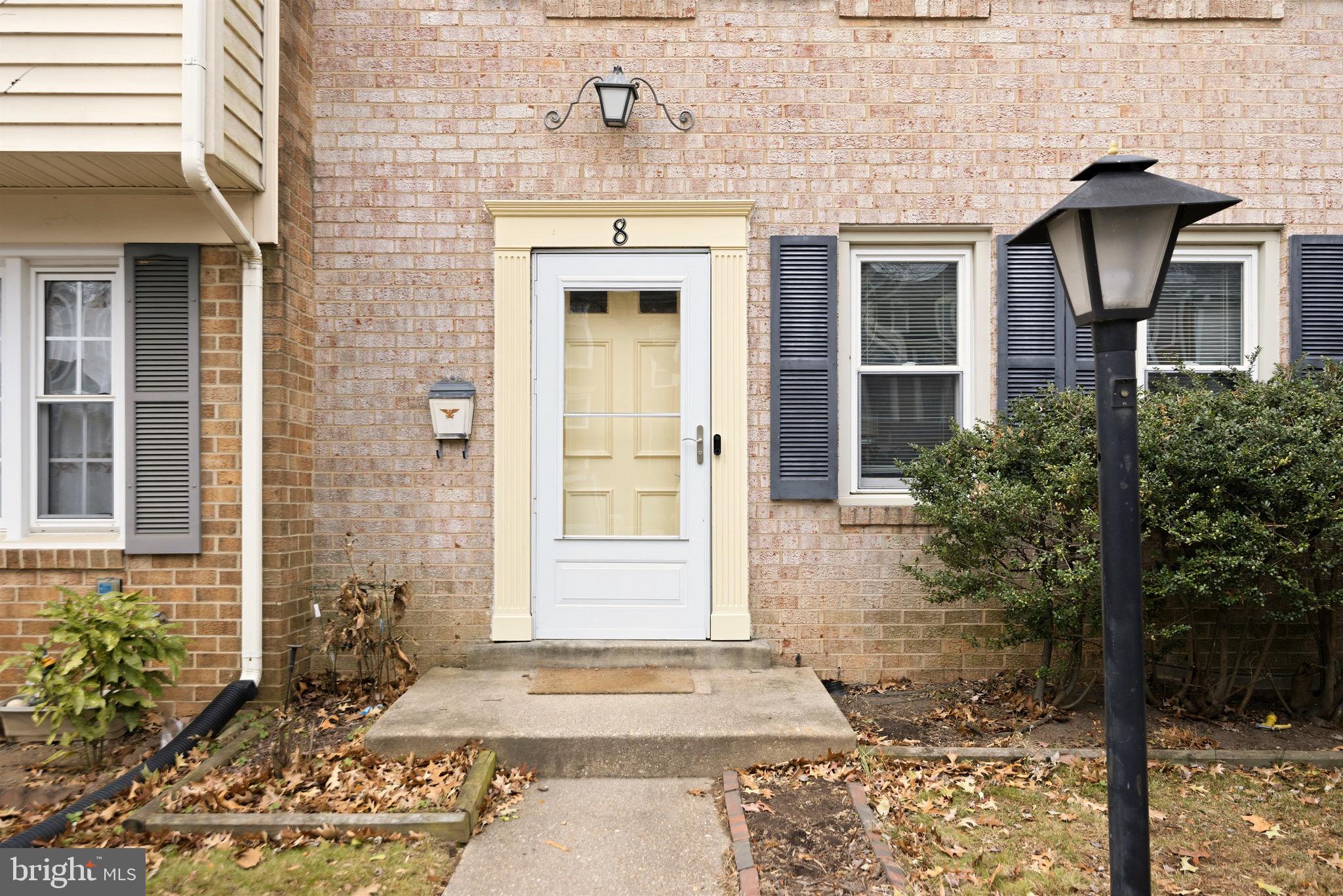 8 SUPREME COURT 24-4