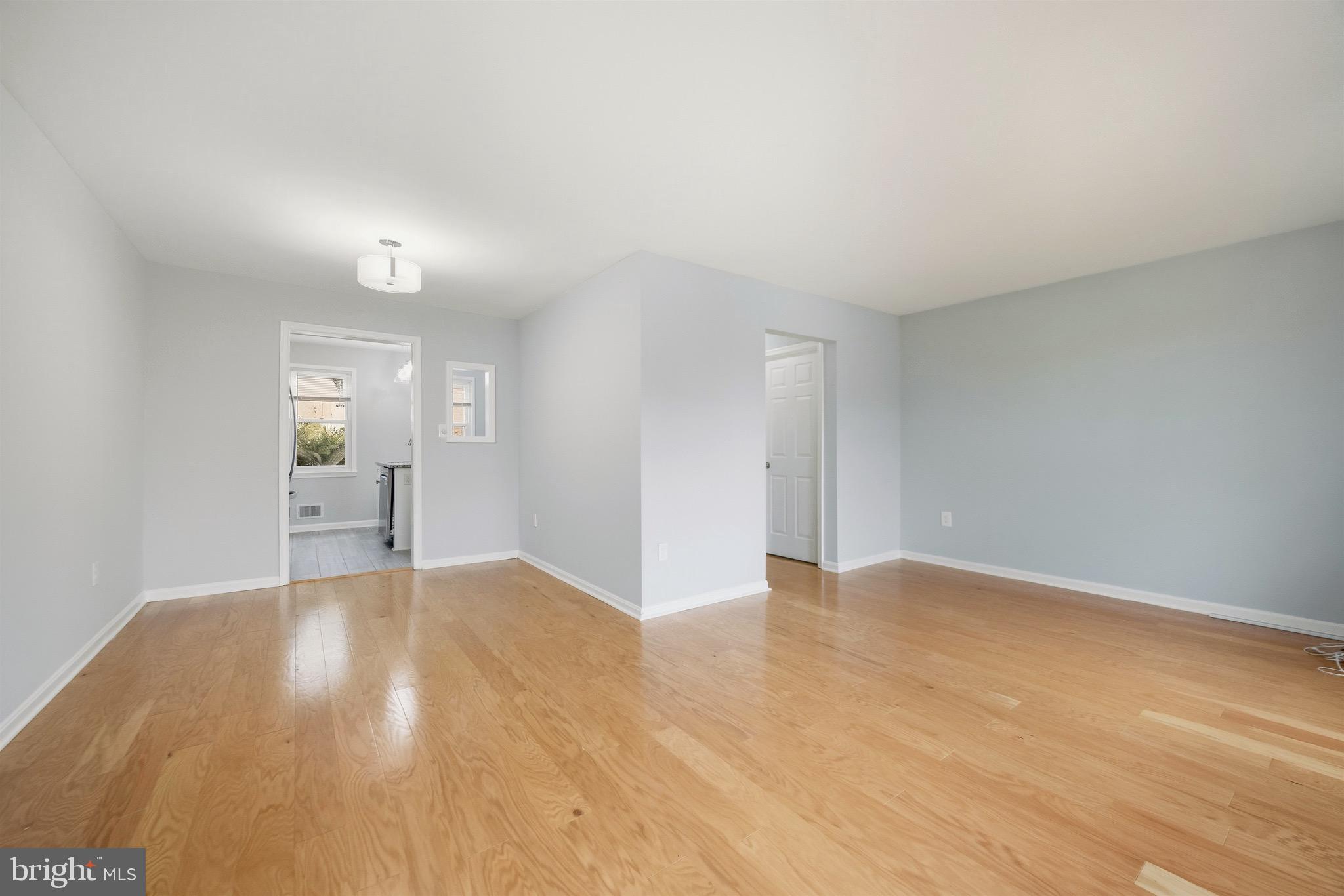 SHADY GROVE VILLAGE - Residential