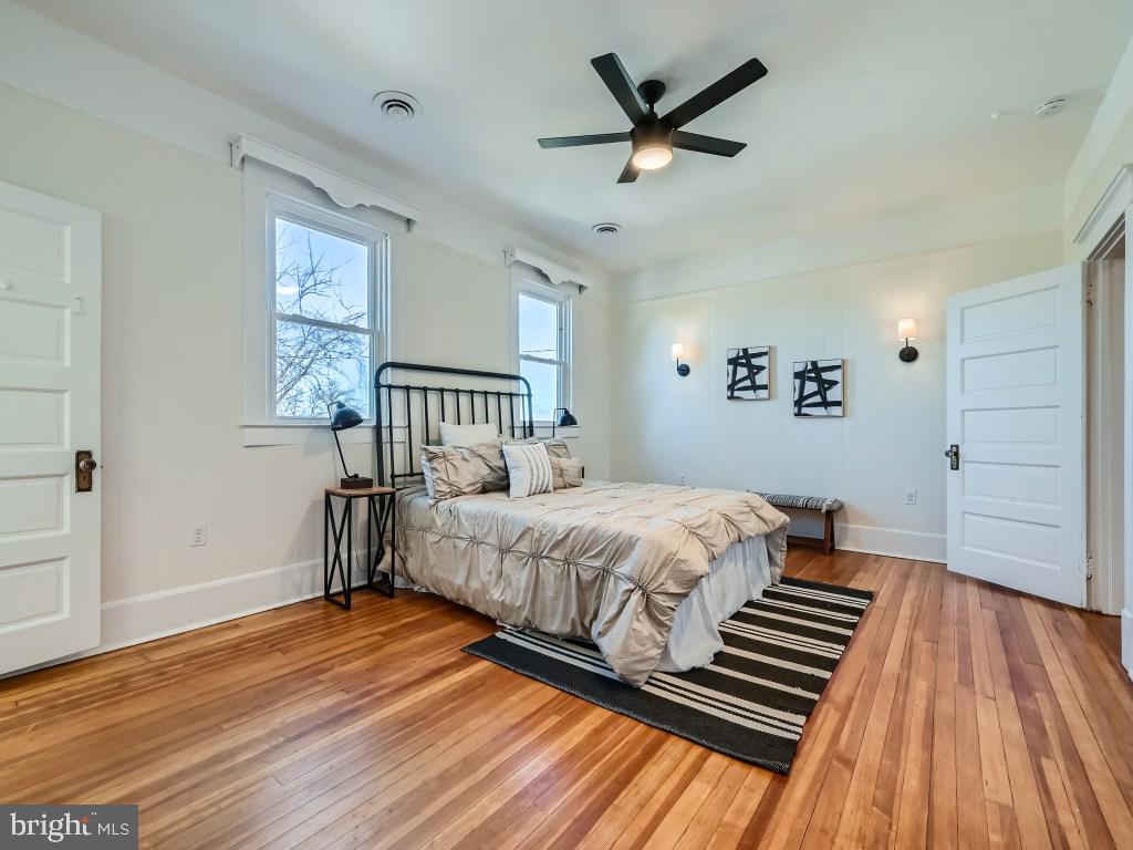 LOCH HILL - Residential