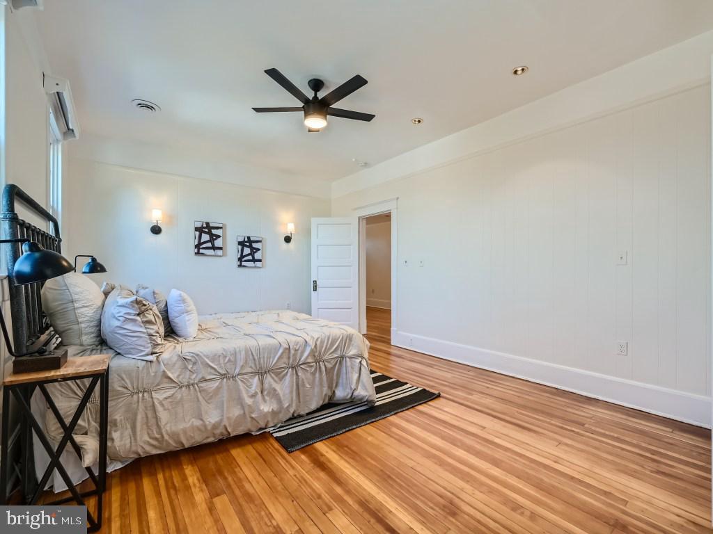 LOCH HILL - Residential