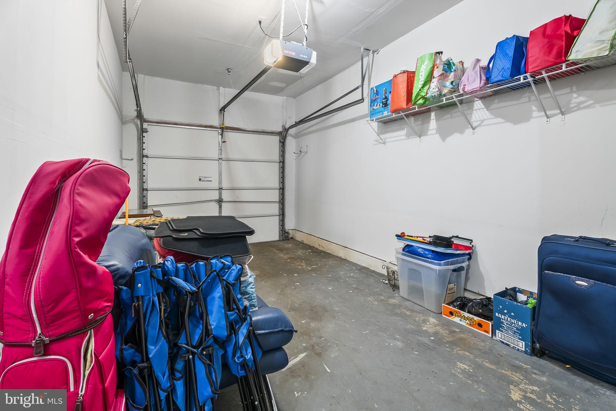 FIELDSTONE AT RIVER HILL - Residential