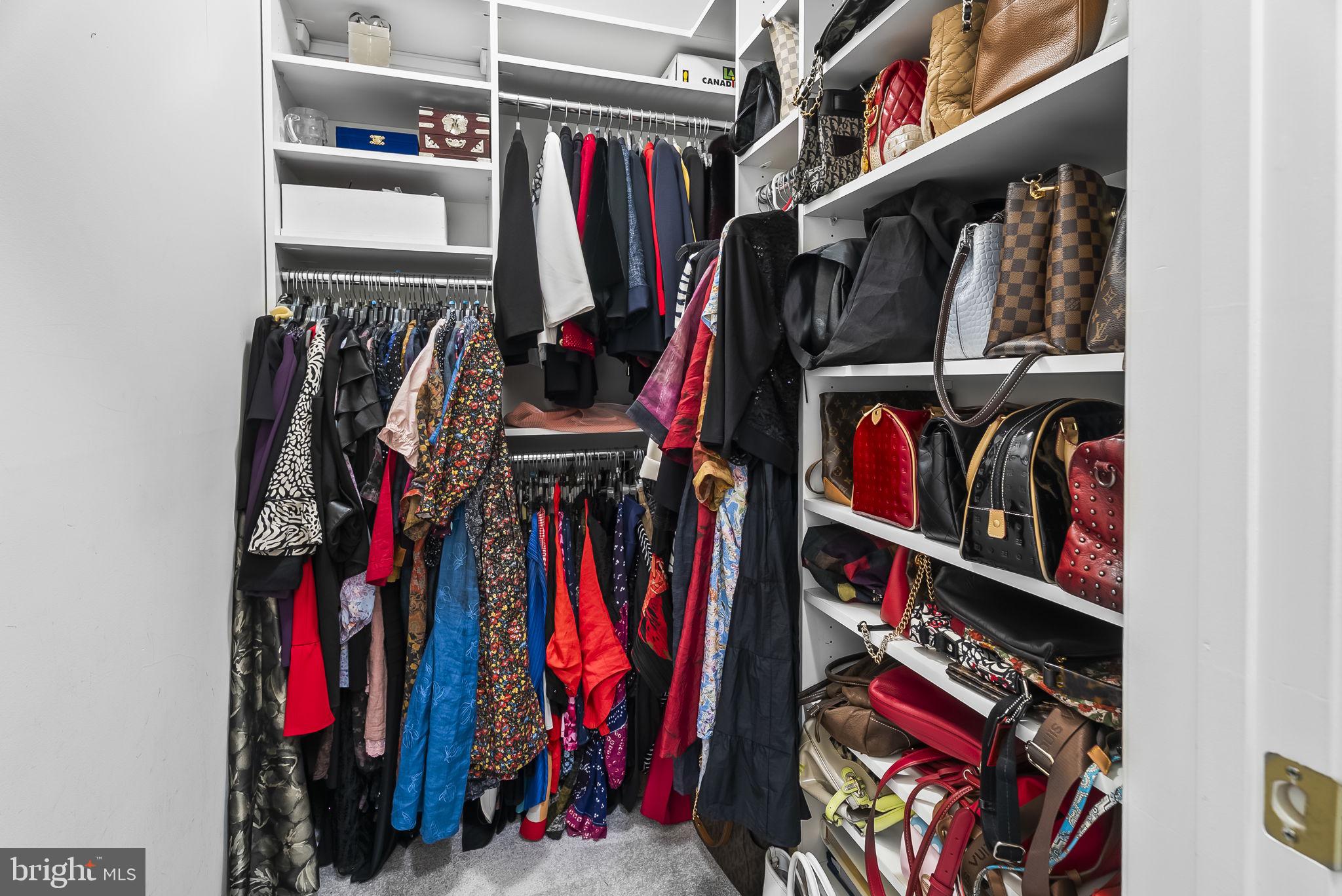 FIELDSTONE AT RIVER HILL - Residential