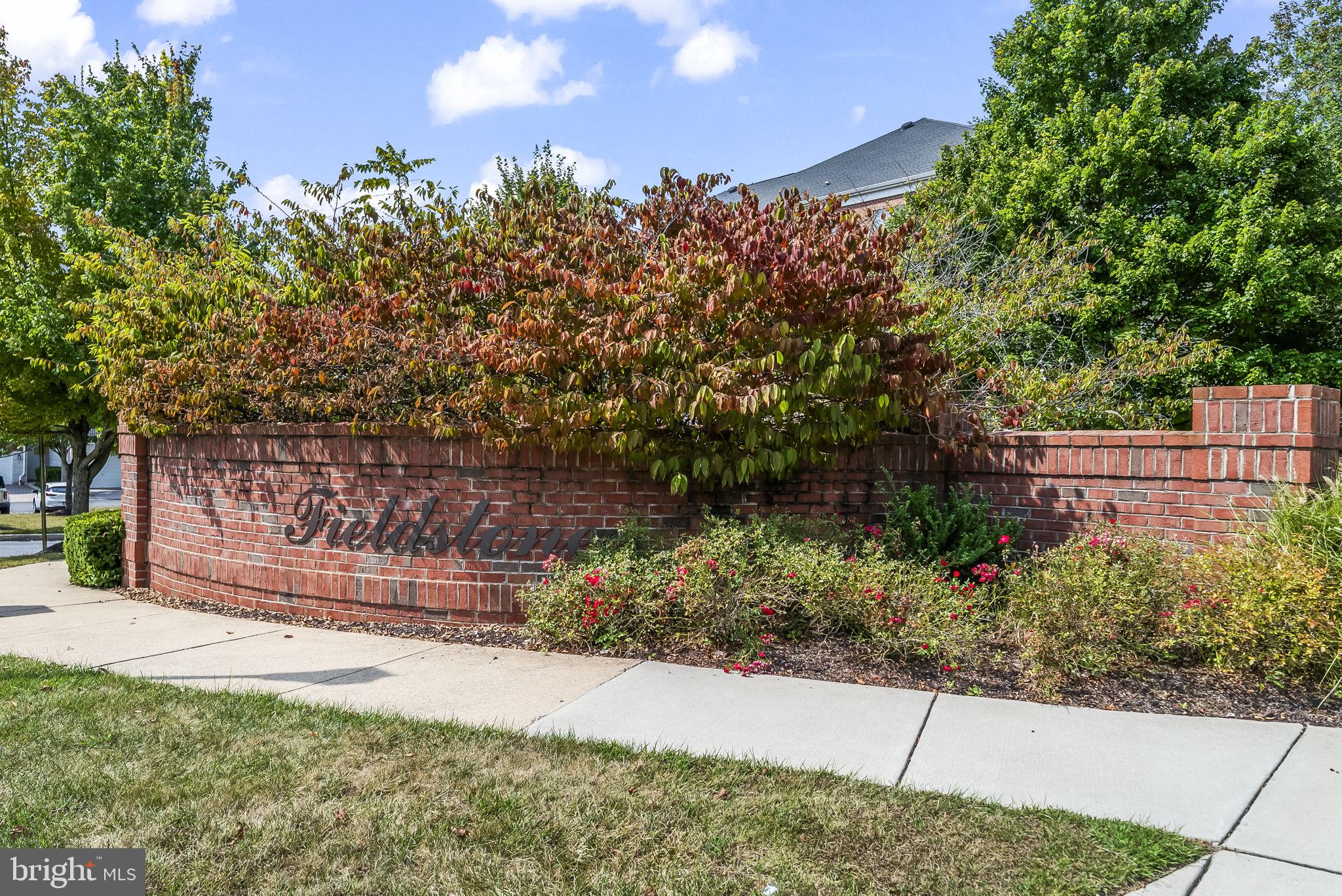 FIELDSTONE AT RIVER HILL - Residential