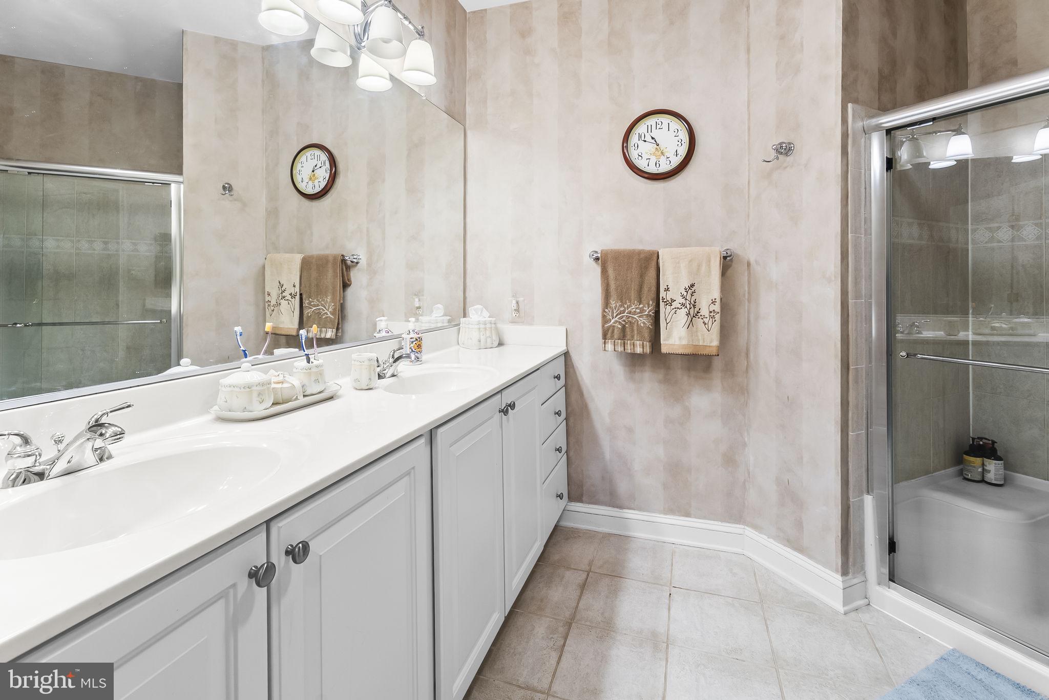 FIELDSTONE AT RIVER HILL - Residential