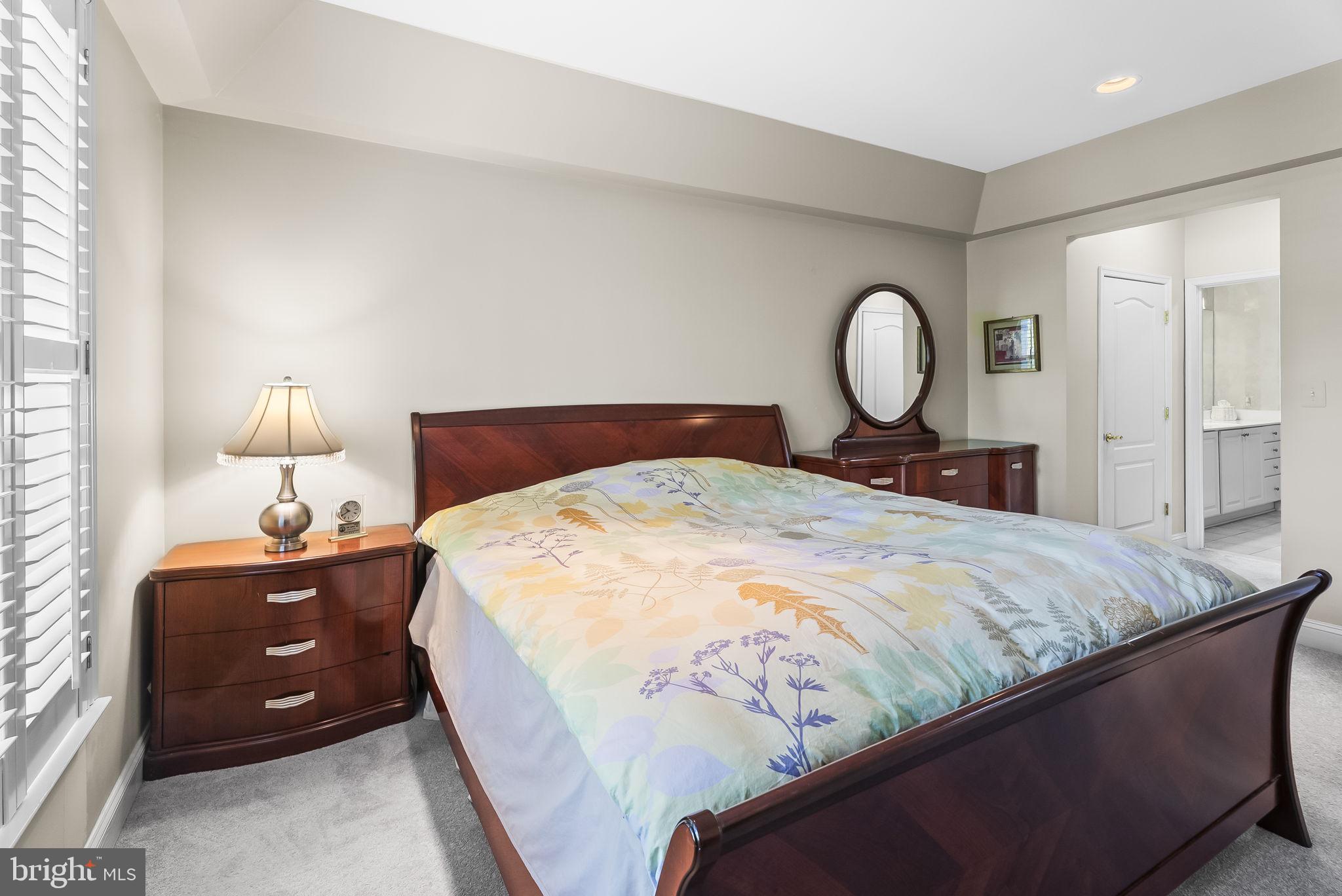 FIELDSTONE AT RIVER HILL - Residential