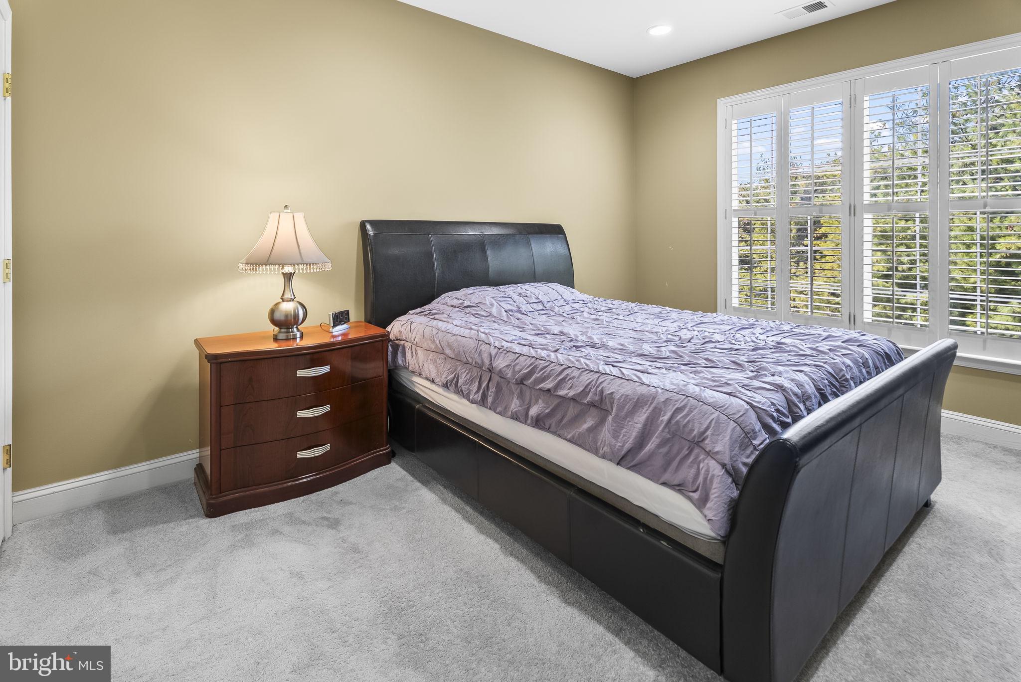 FIELDSTONE AT RIVER HILL - Residential