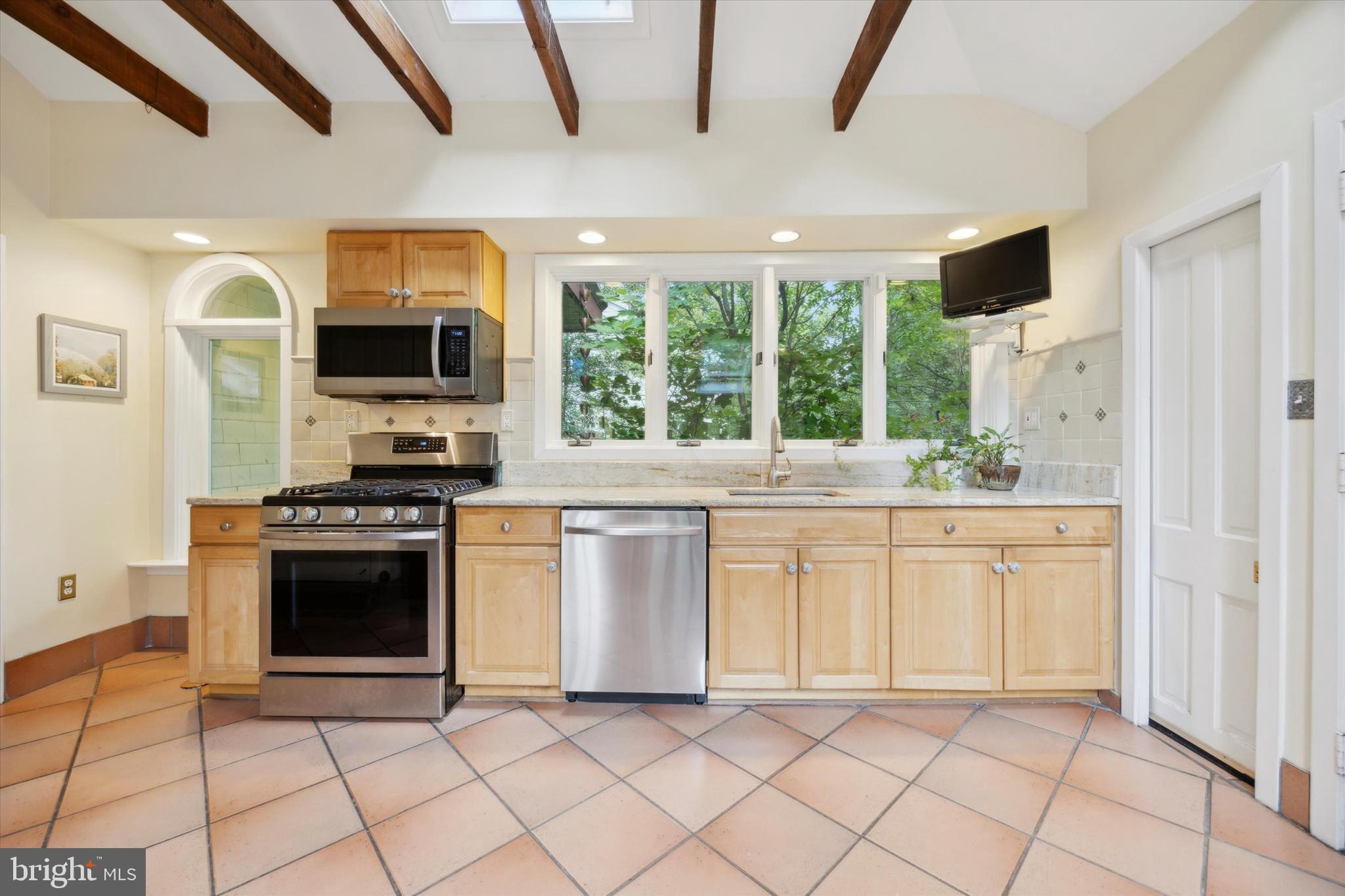 SWARTHMORE HILLS - Residential