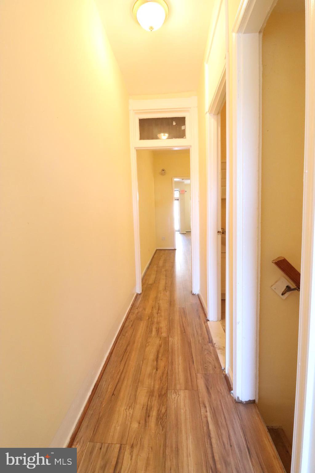 BARCLAY - Residential Lease