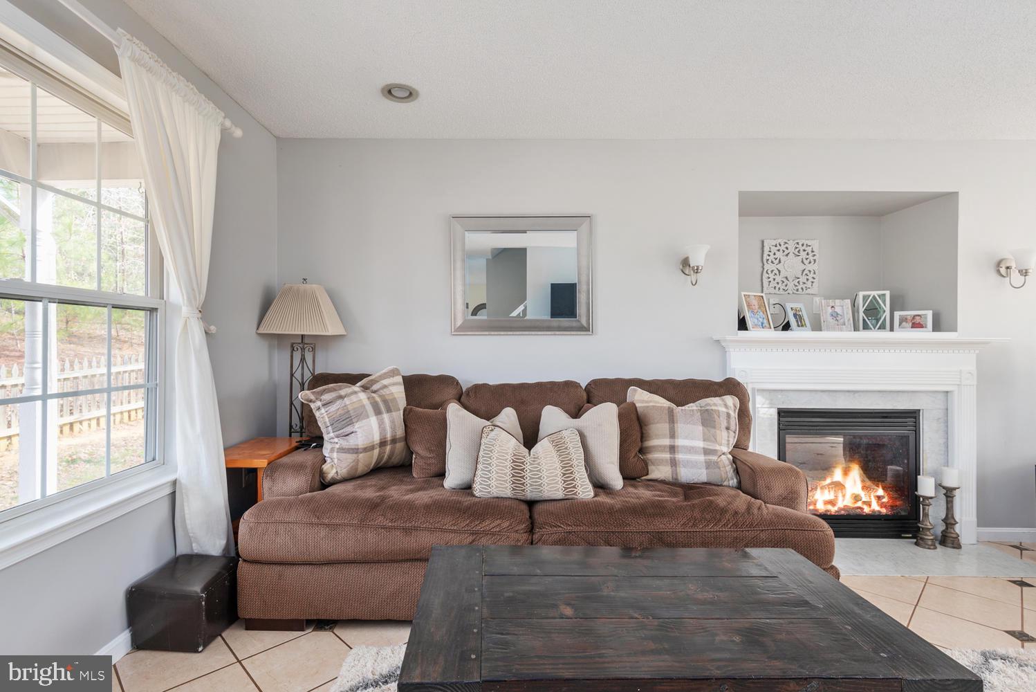 PRESIDENTIAL LAKES - Residential