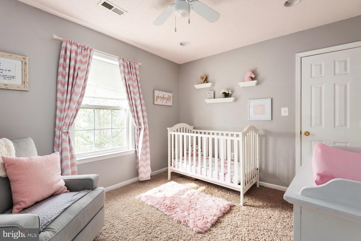 PRESIDENTIAL LAKES - Residential