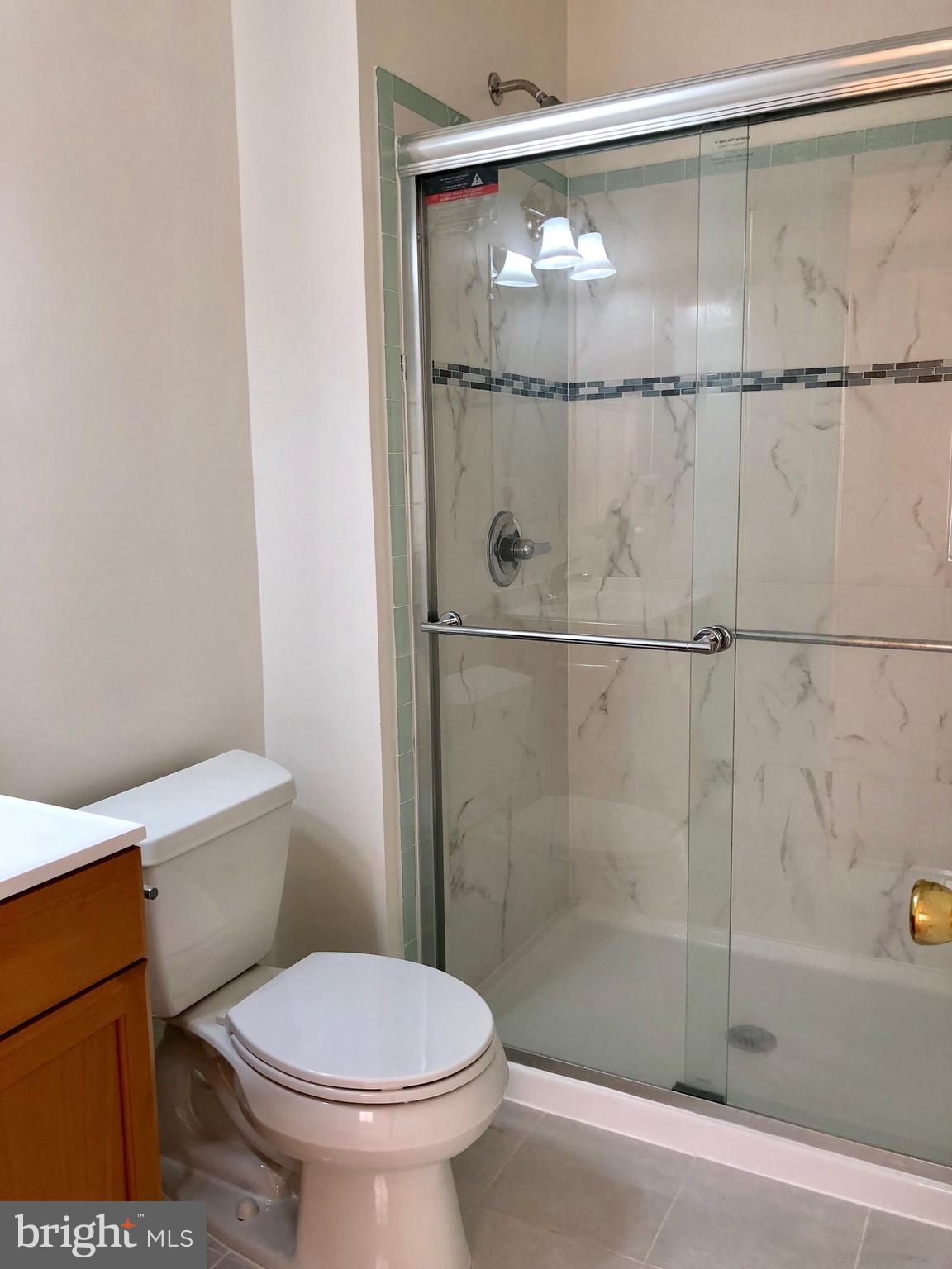 REFLECTION LAKE - Residential Lease