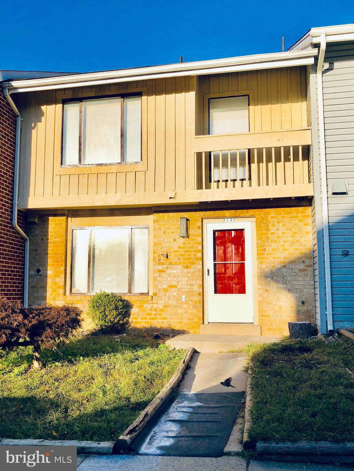 REFLECTION LAKE - Residential Lease