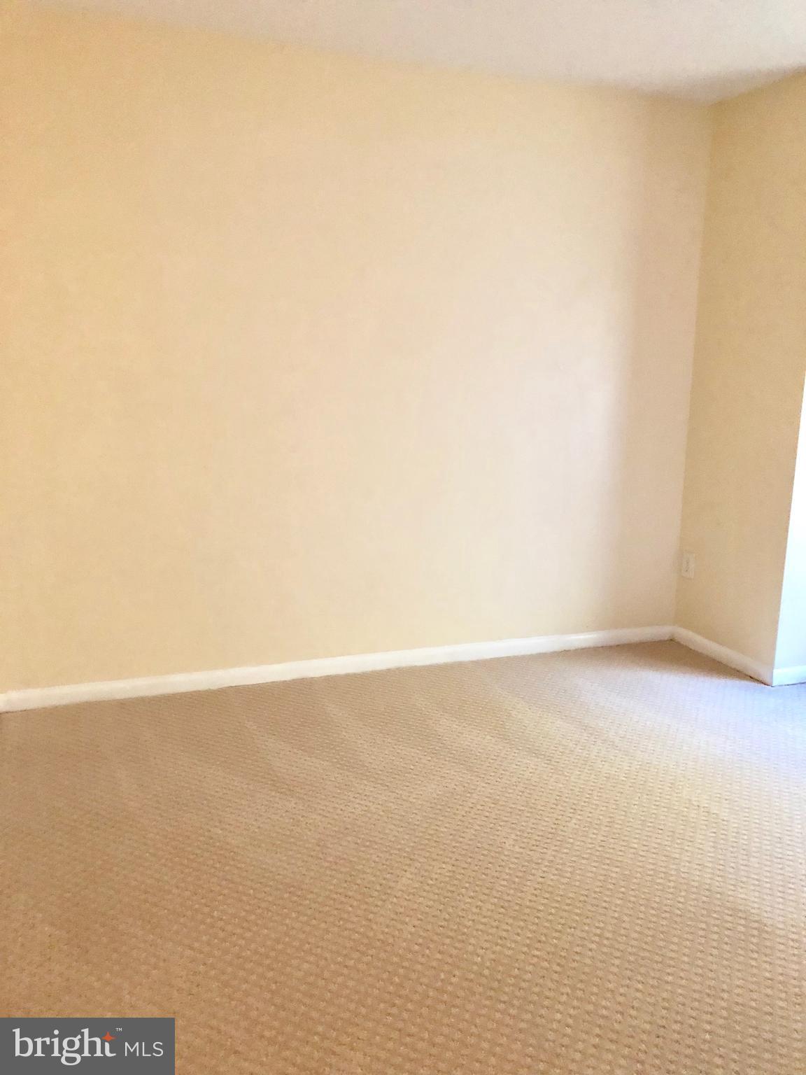 REFLECTION LAKE - Residential Lease