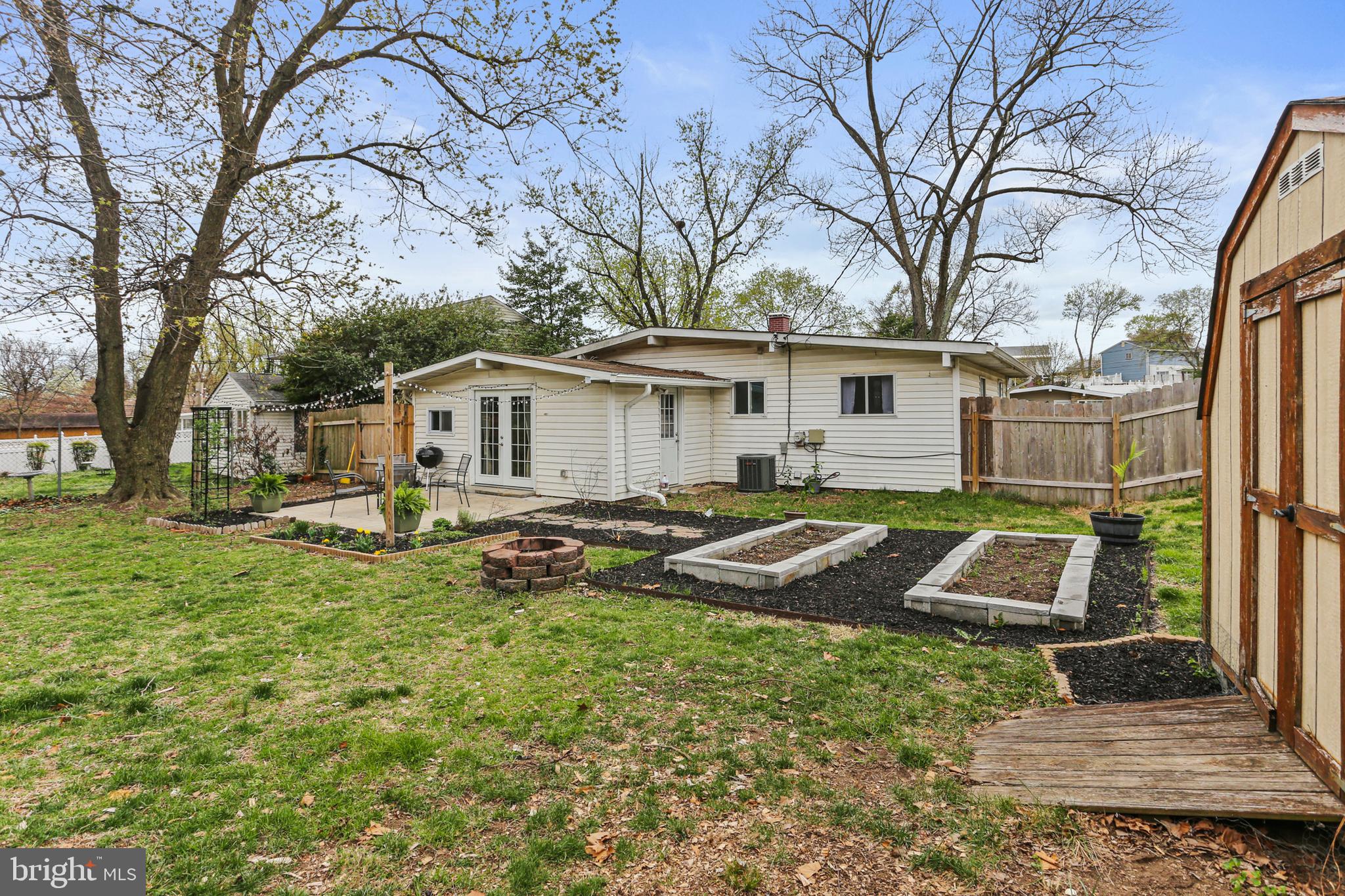 RIPPLING RIDGE - Residential