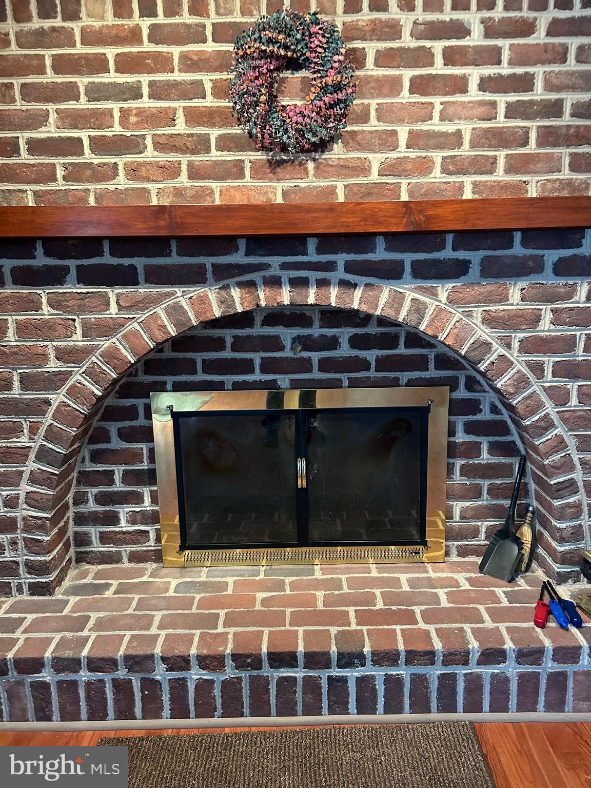 2430 E BAYBERRY DRIVE