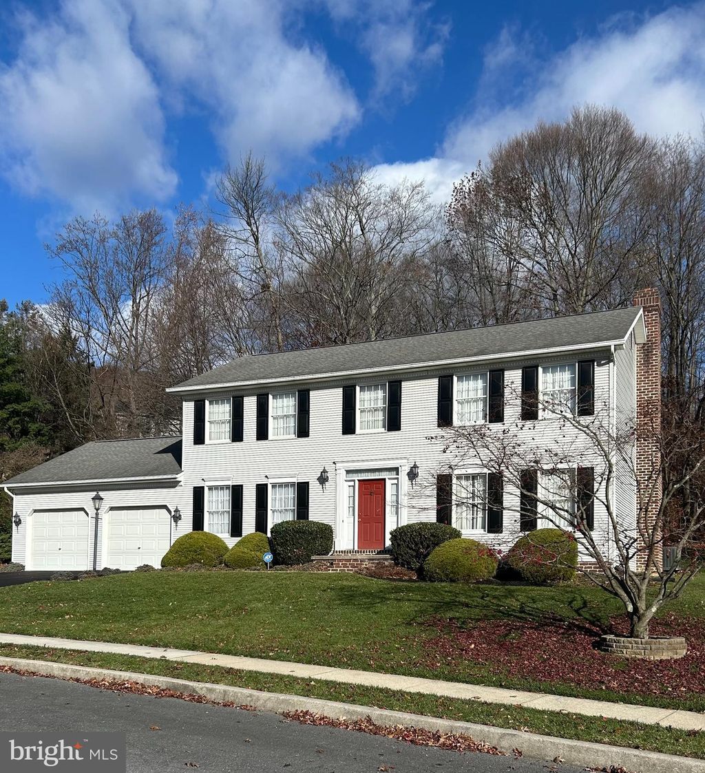 Photo of 2430 E Bayberry Drive, HARRISBURG, PA 17112 (MLS # PADA2052016)