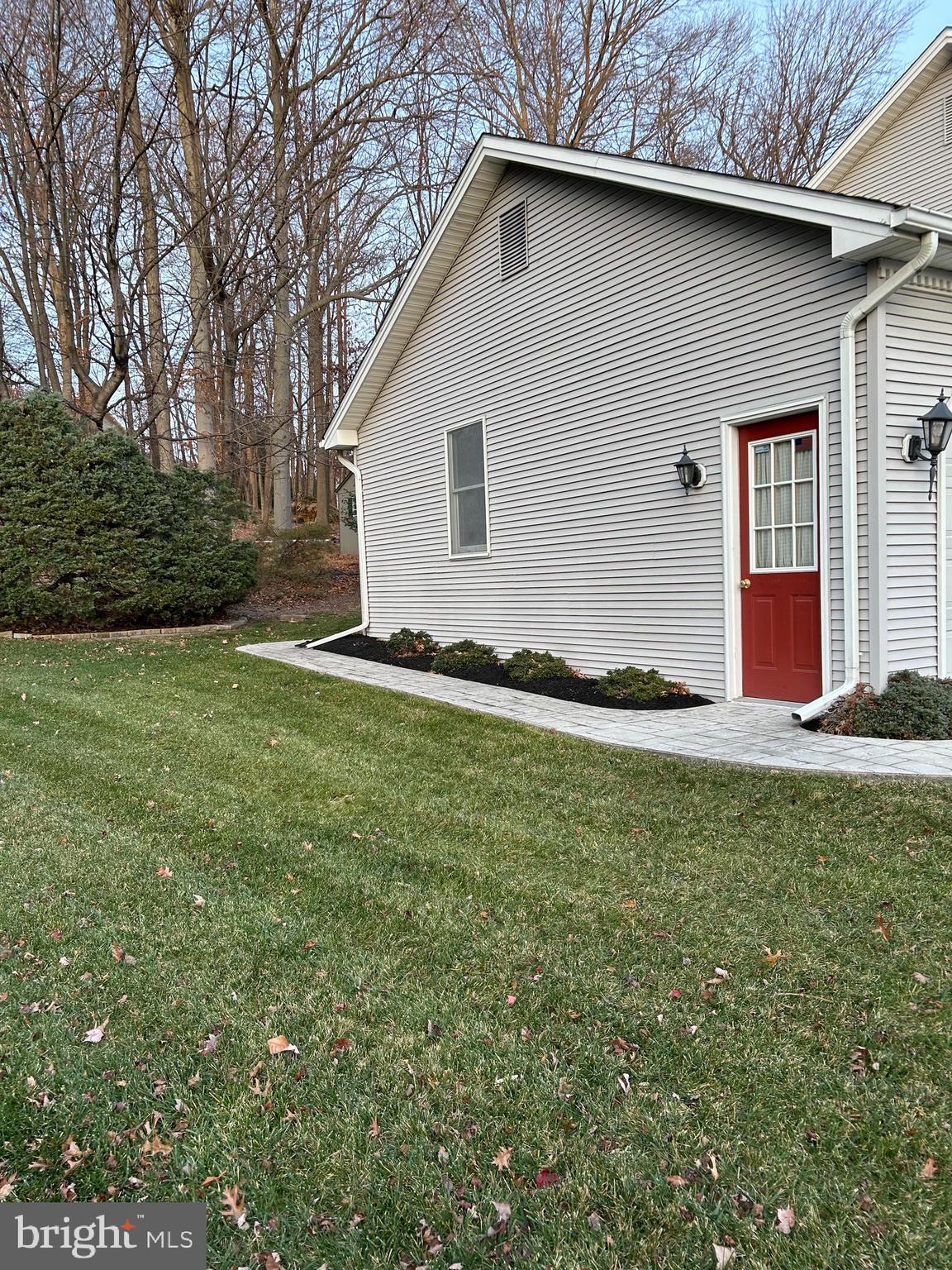 FOREST HILLS - Residential