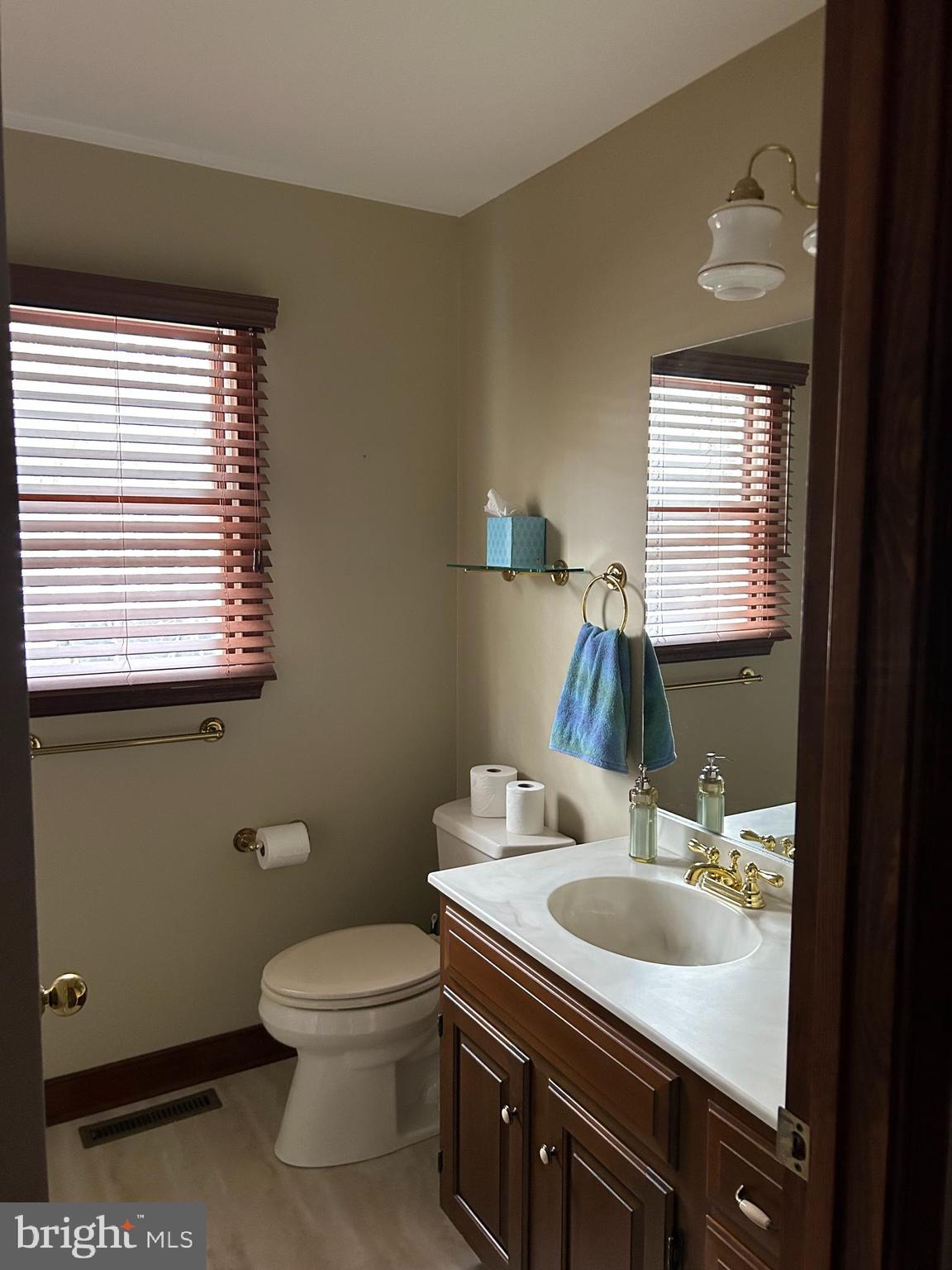 FOREST HILLS - Residential