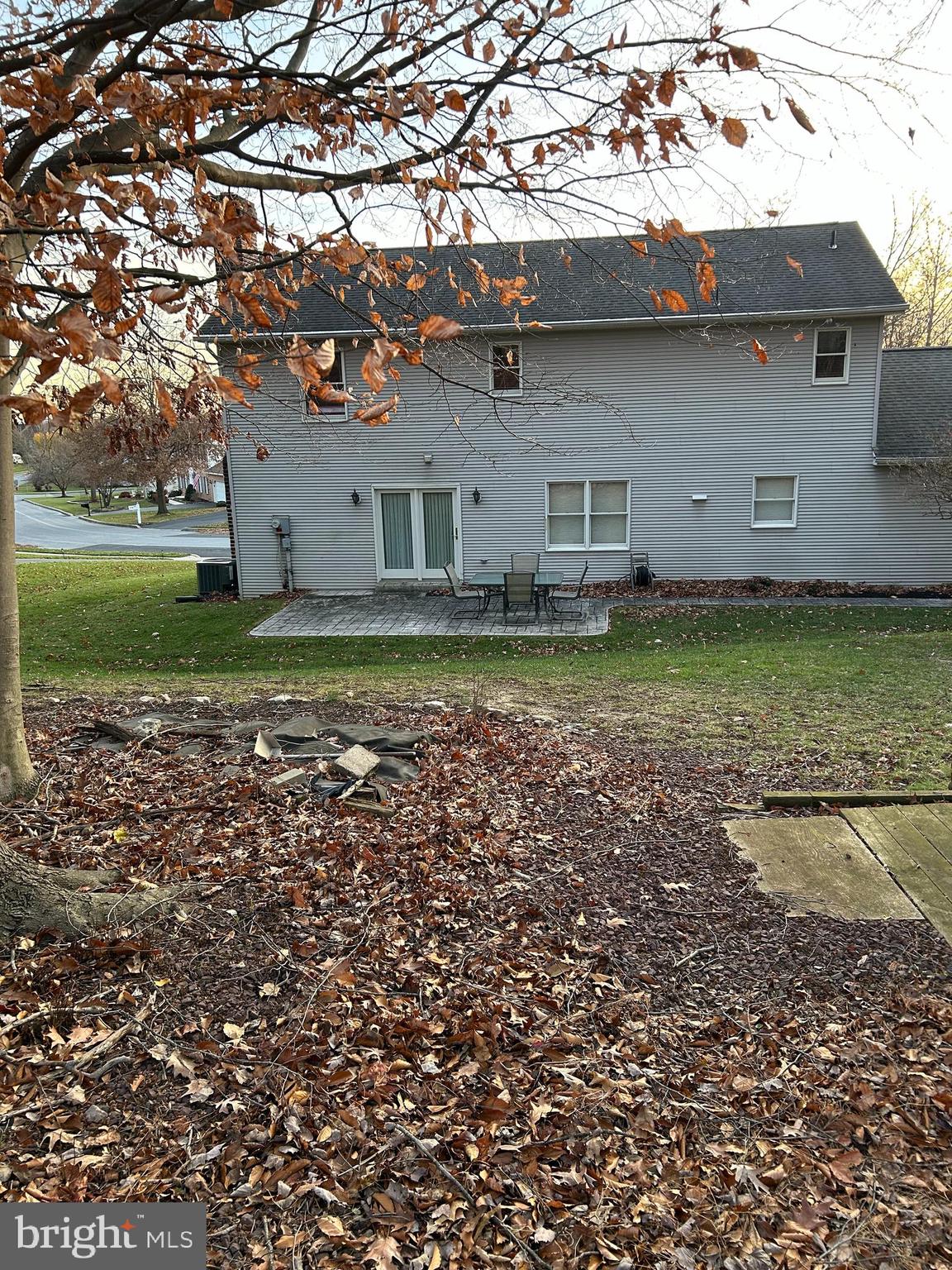 FOREST HILLS - Residential