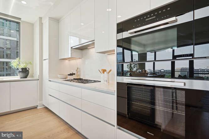 TYSONS CORNER - Residential