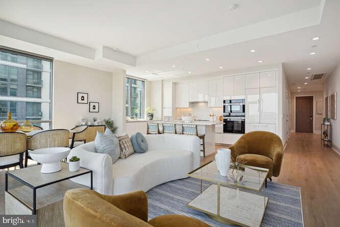 TYSONS CORNER - Residential