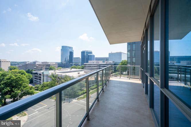 TYSONS CORNER - Residential