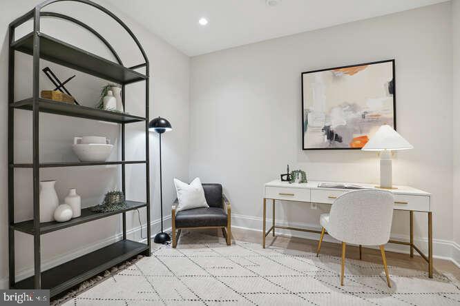 TYSONS CORNER - Residential