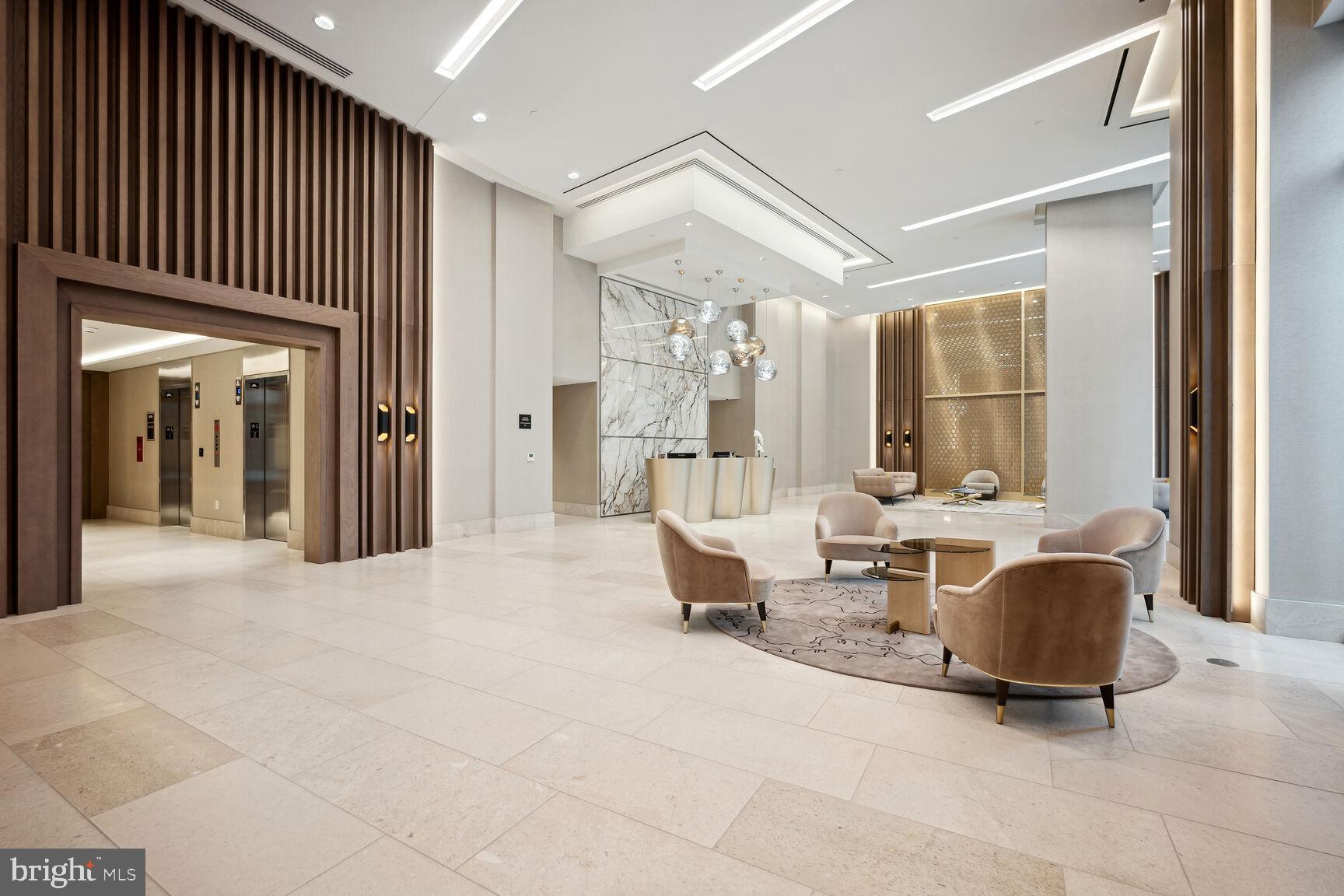 TYSONS CORNER - Residential