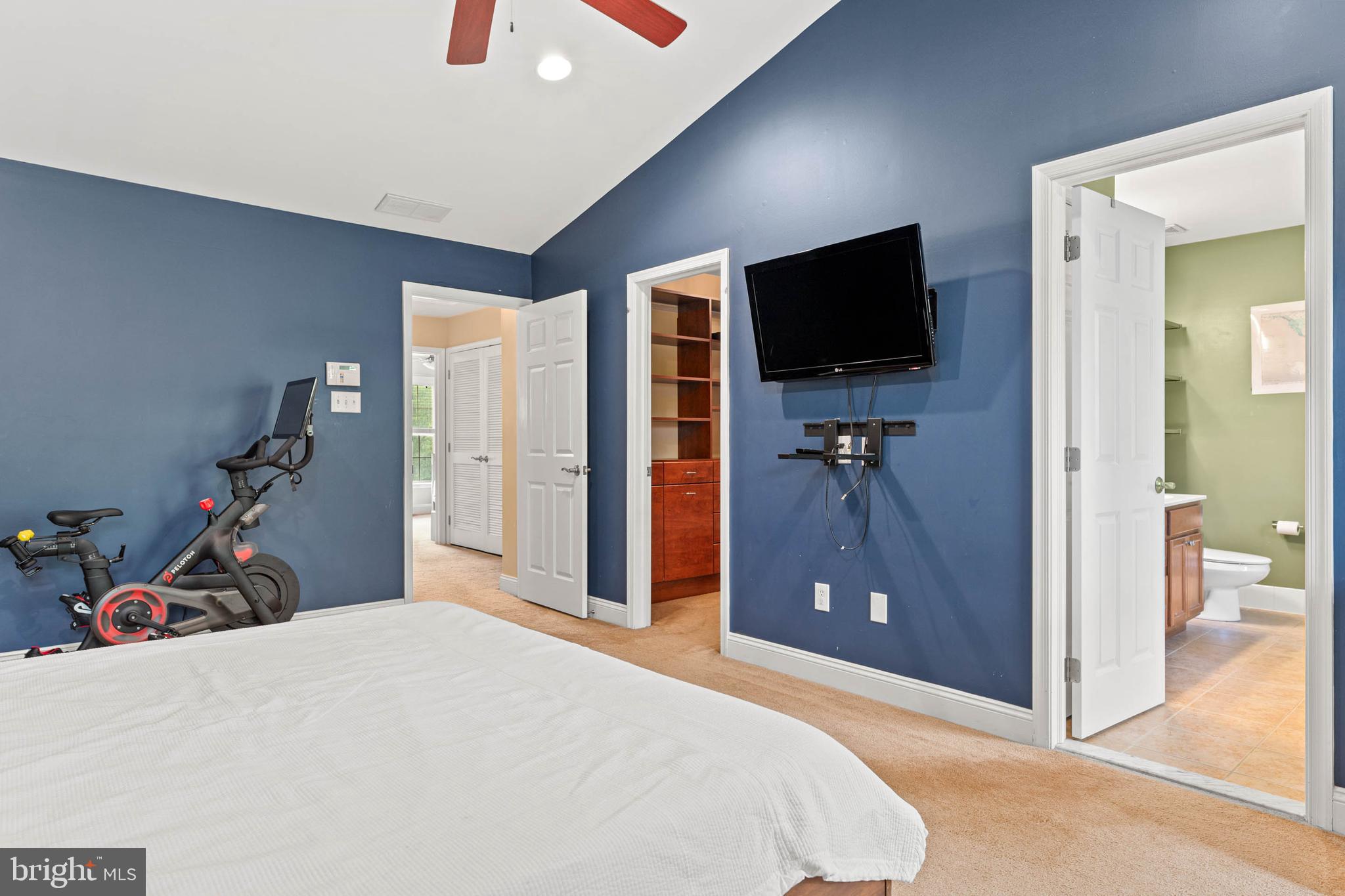 HILLCREST GLEN - Residential