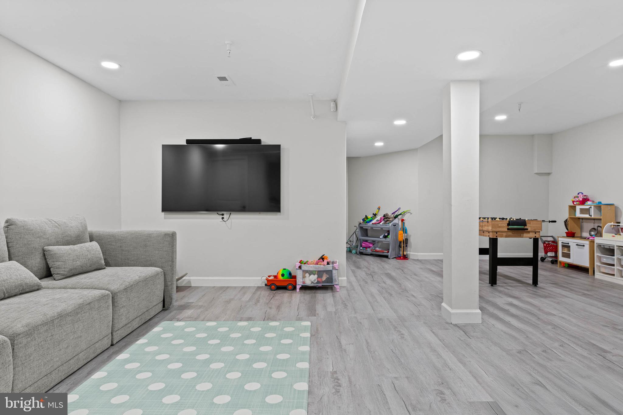 HILLCREST GLEN - Residential