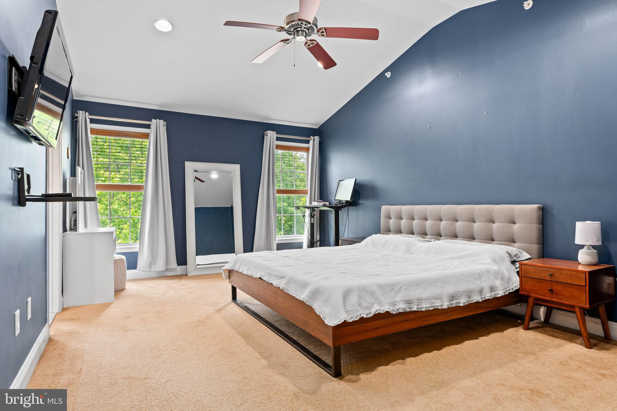 HILLCREST GLEN - Residential