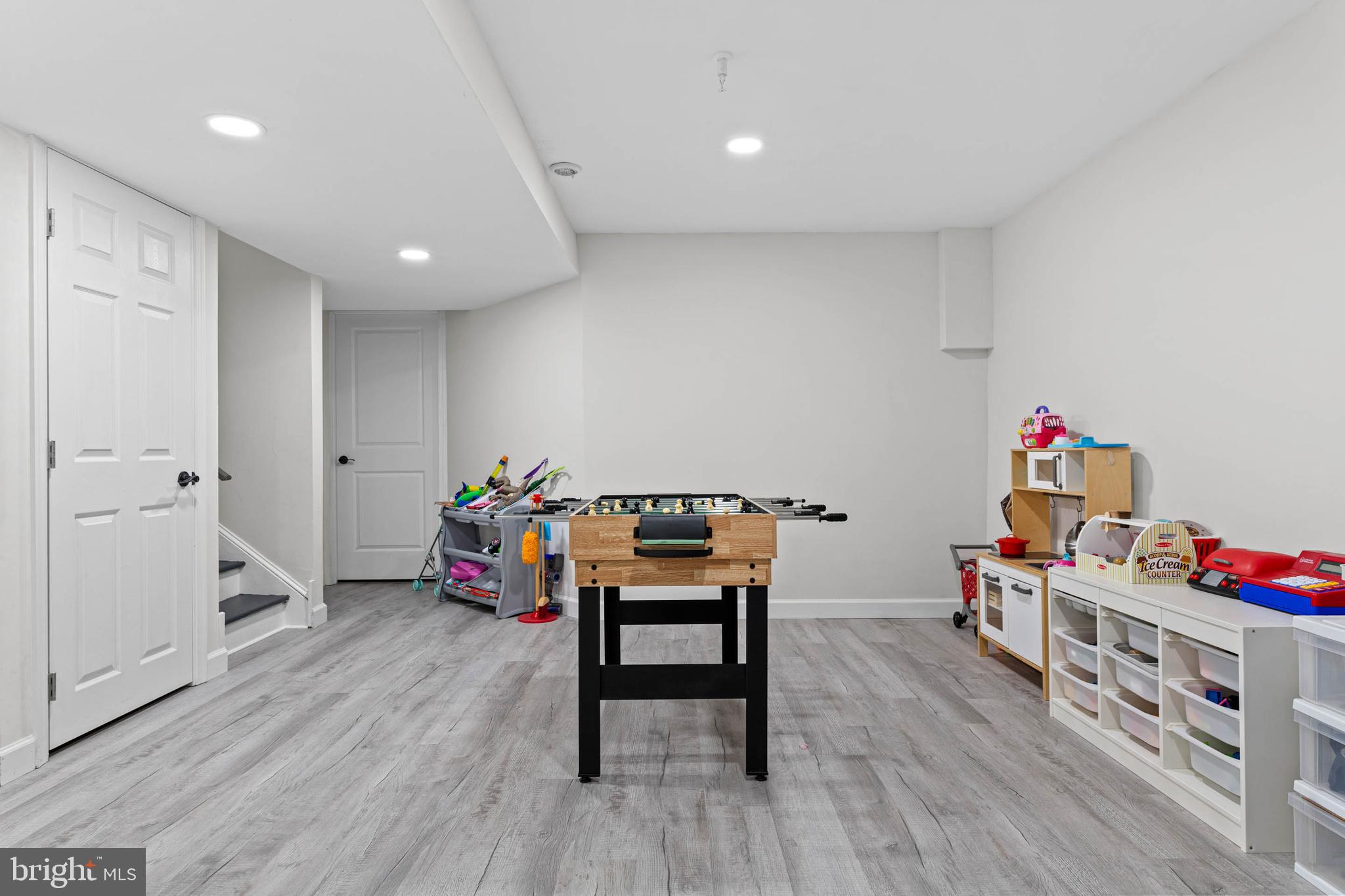 HILLCREST GLEN - Residential
