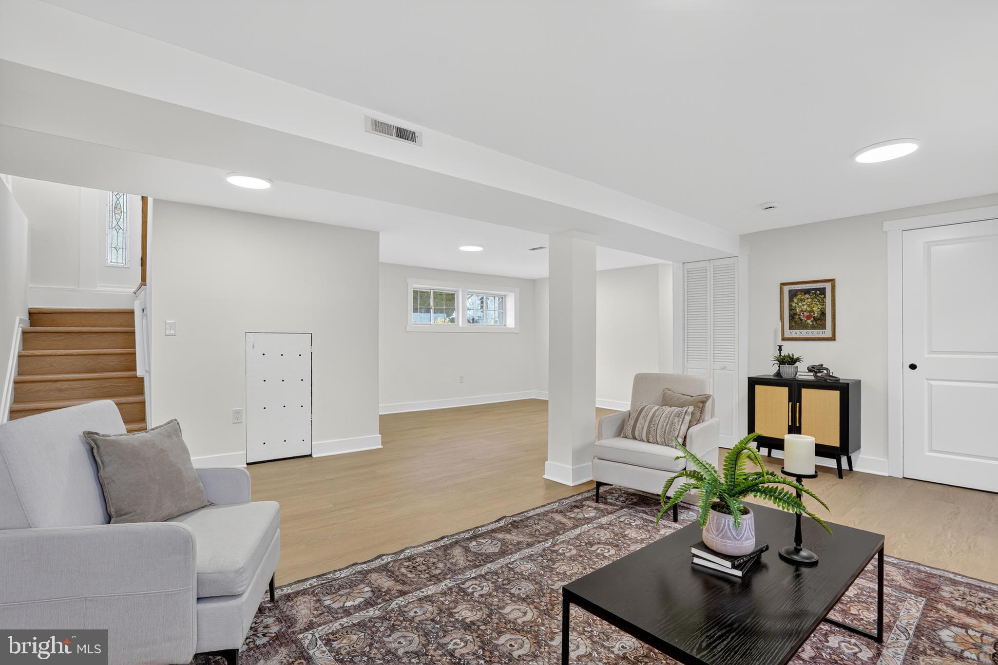 POHICK ESTATES - Residential